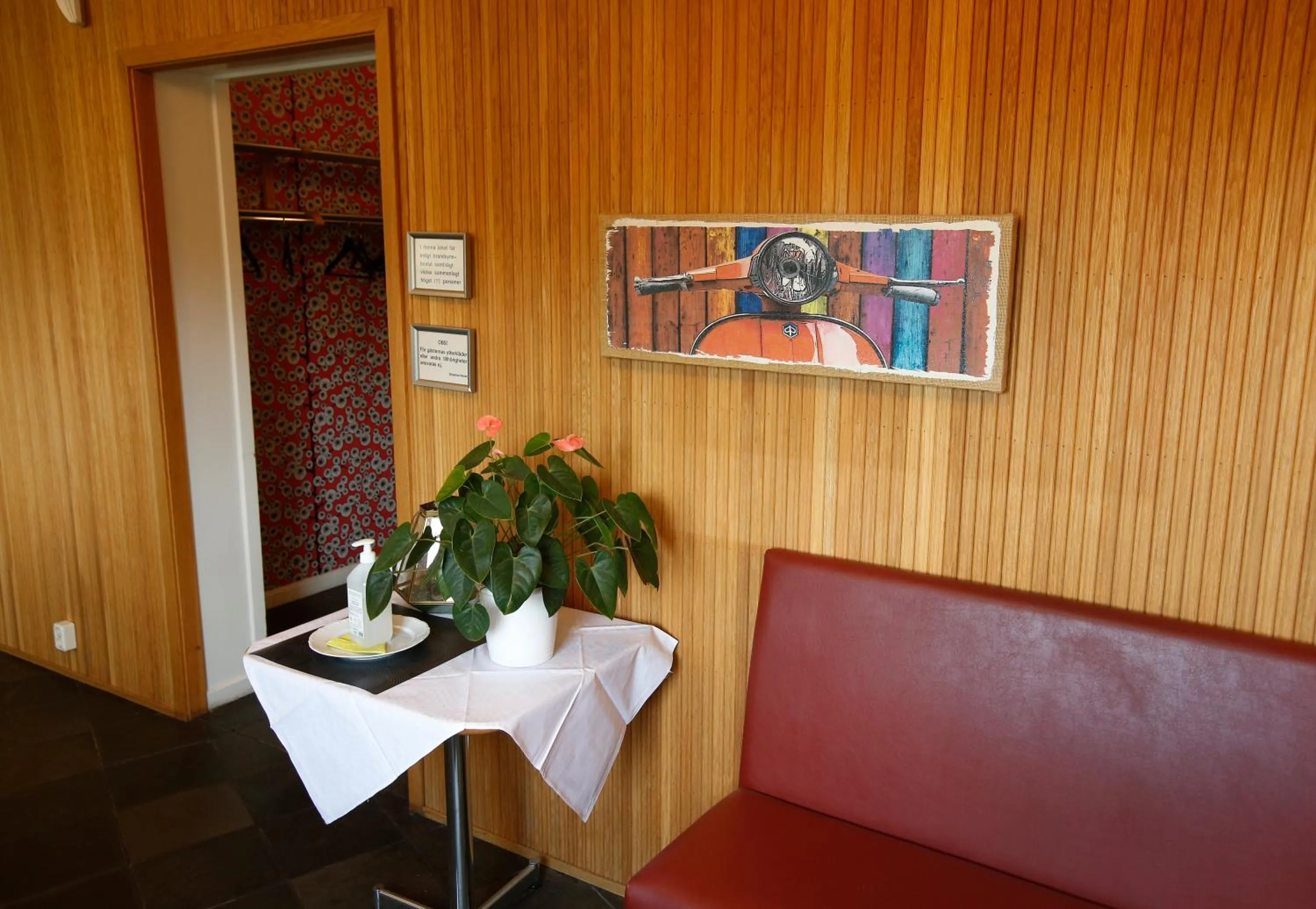 Facade/entrance in Sjögestad Motell