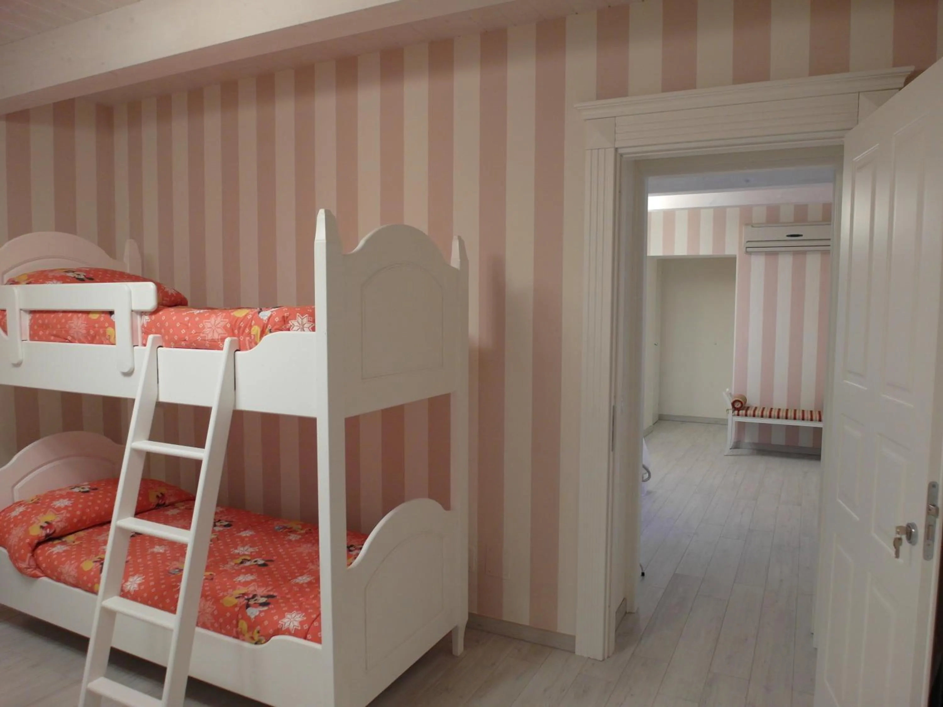 Bedroom, Bed in Ca' del Conte - Maison de Charme