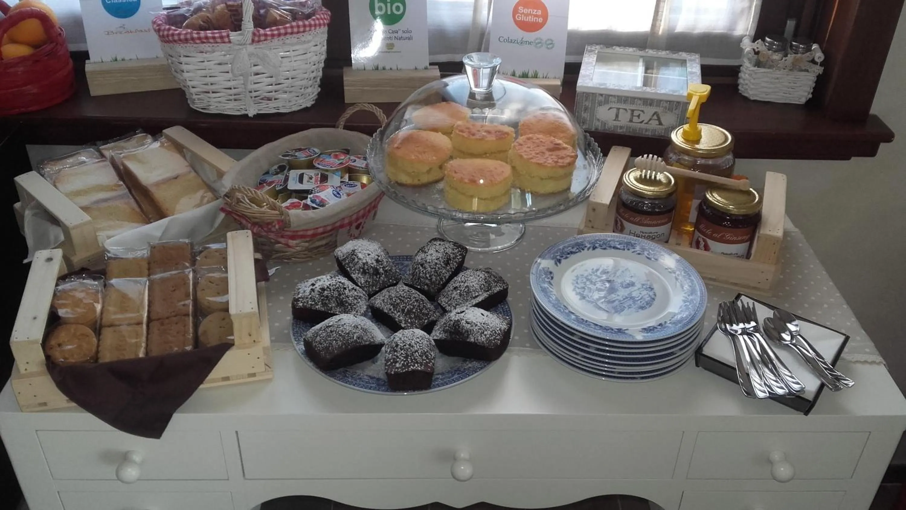 Buffet breakfast in Ca' del Conte - Maison de Charme