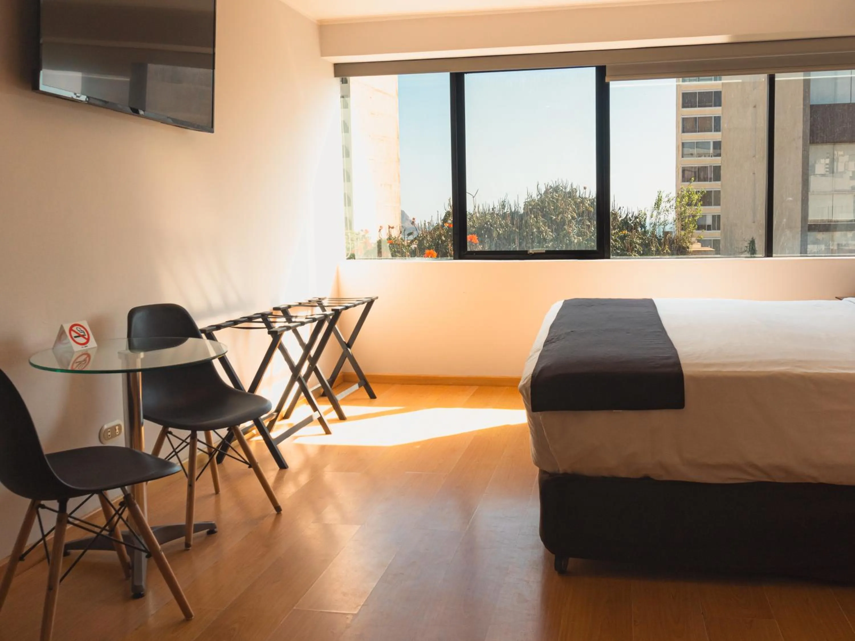 TV and multimedia, Bed in Hotel Ferré Miraflores