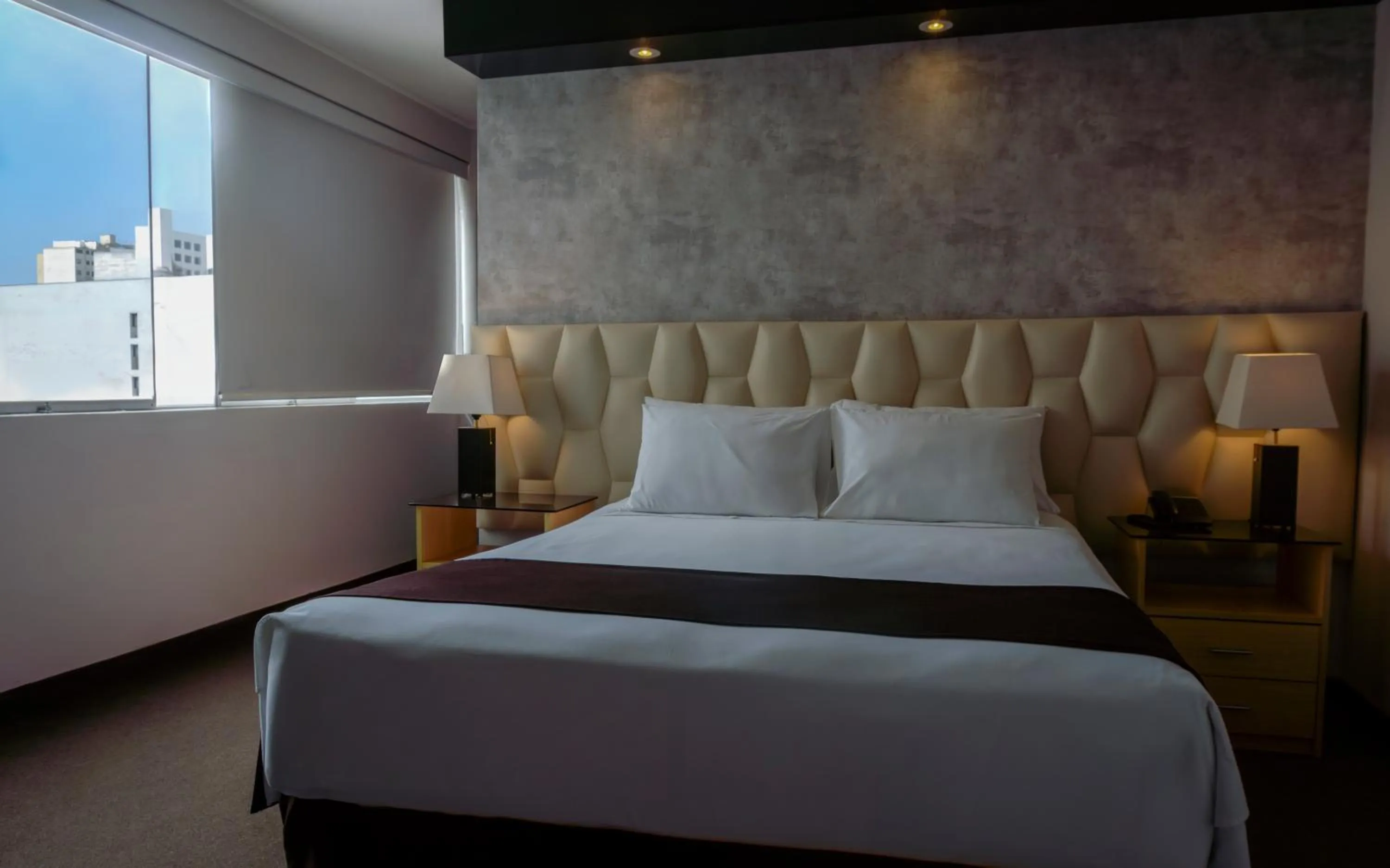 Bed in Hotel Ferré Miraflores