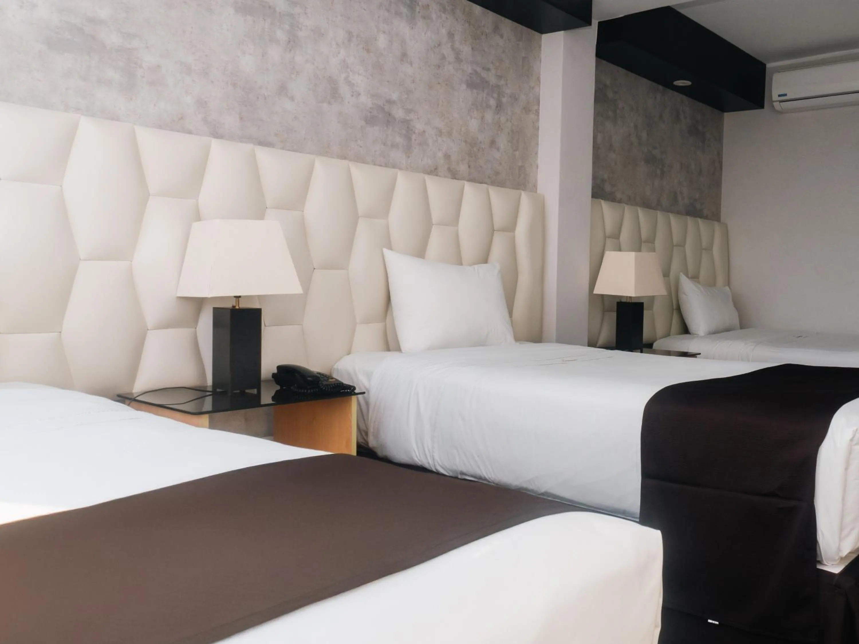 Bed in Hotel Ferré Miraflores