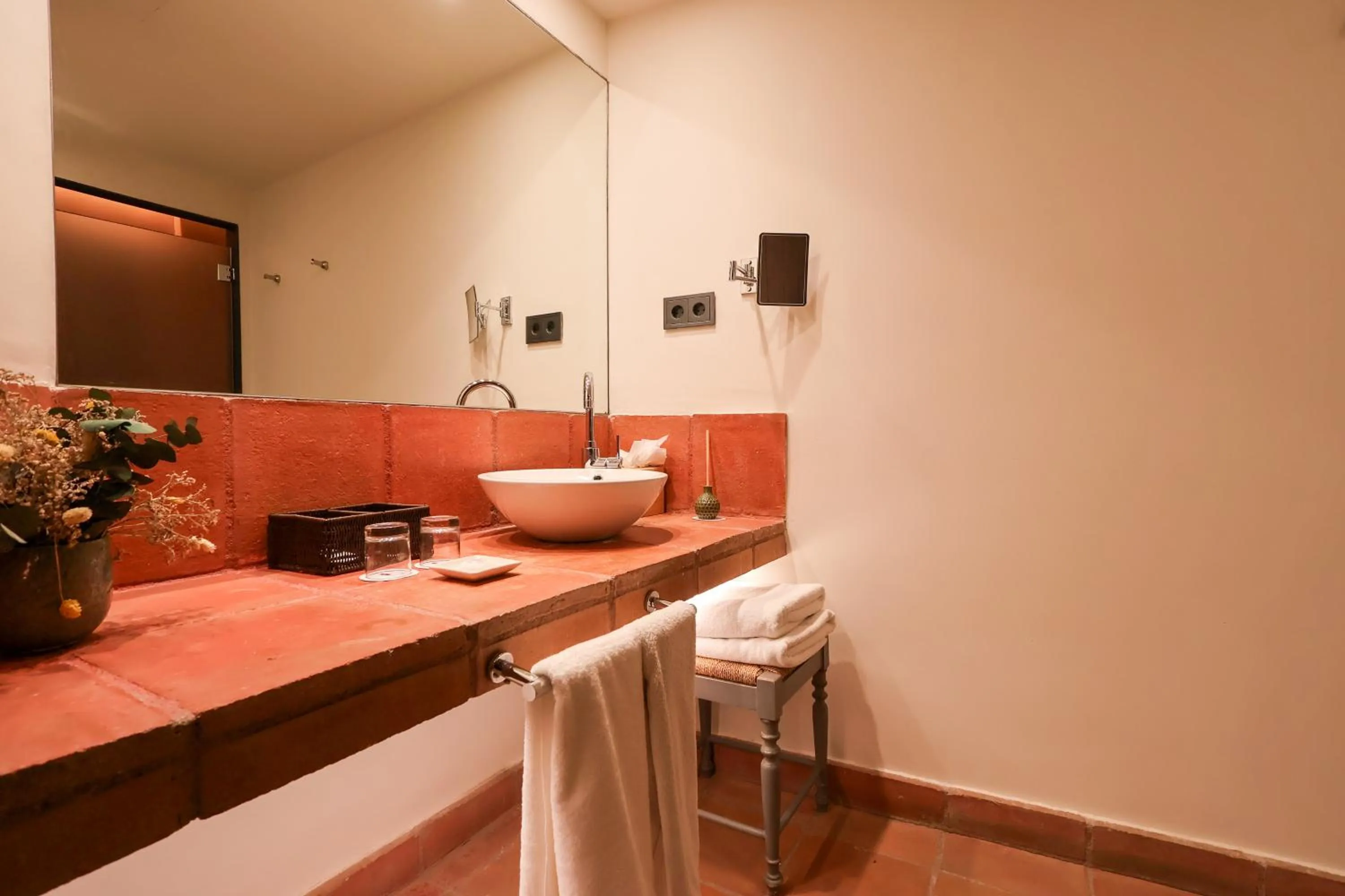 Bathroom in Hotel Mas La Boella