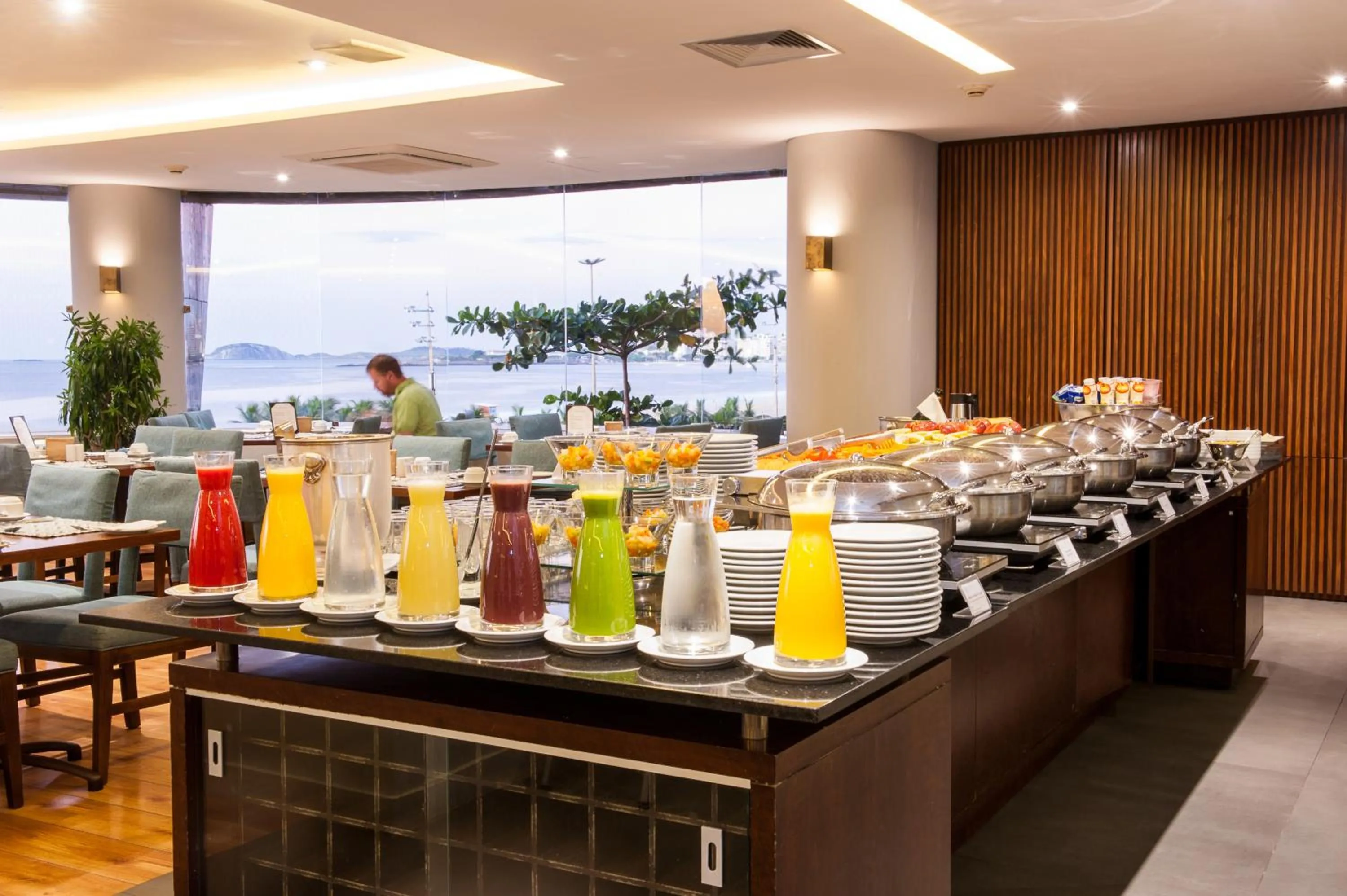 Restaurant/places to eat in PortoBay Rio de Janeiro