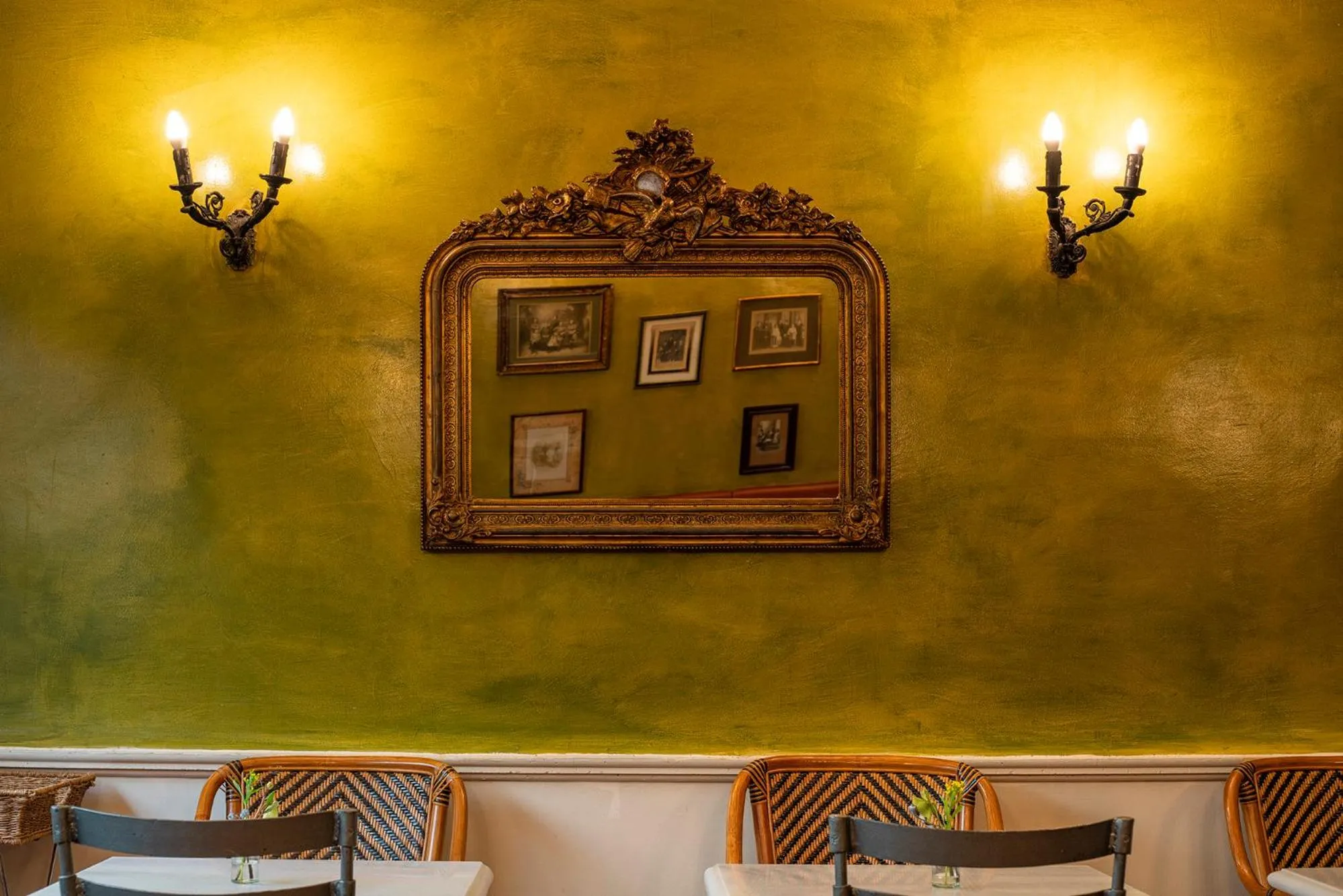 Decorative detail in Hotel Ibrahim Pasha