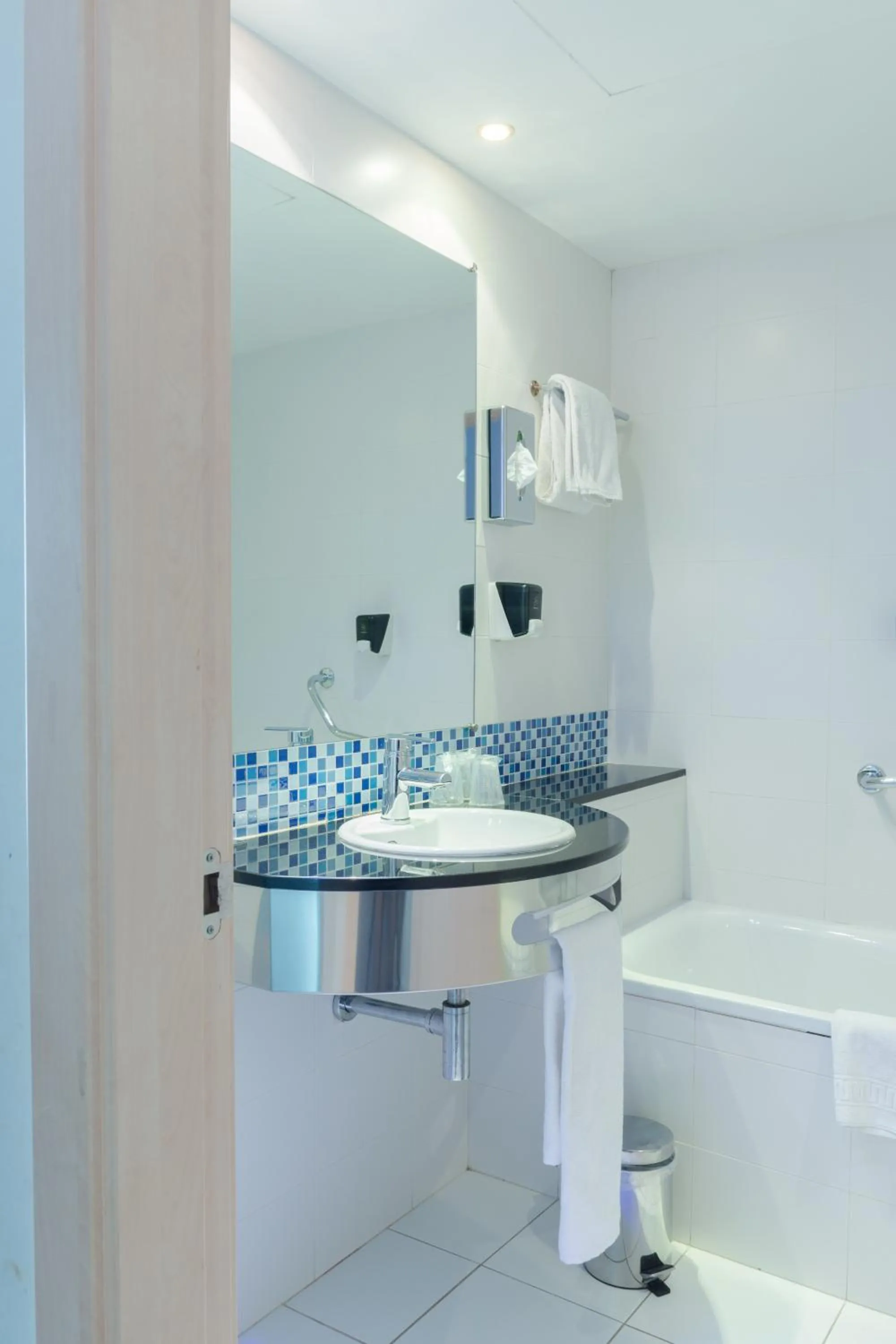 Bathroom in Holiday Inn Express Madrid Leganes by IHG