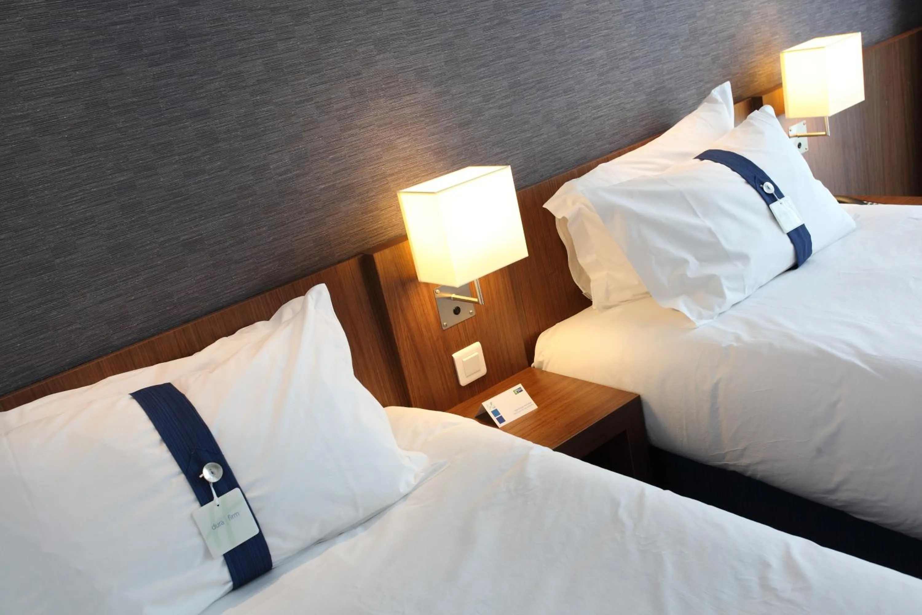 Photo of the whole room, Bed in Holiday Inn Express Madrid Leganes by IHG