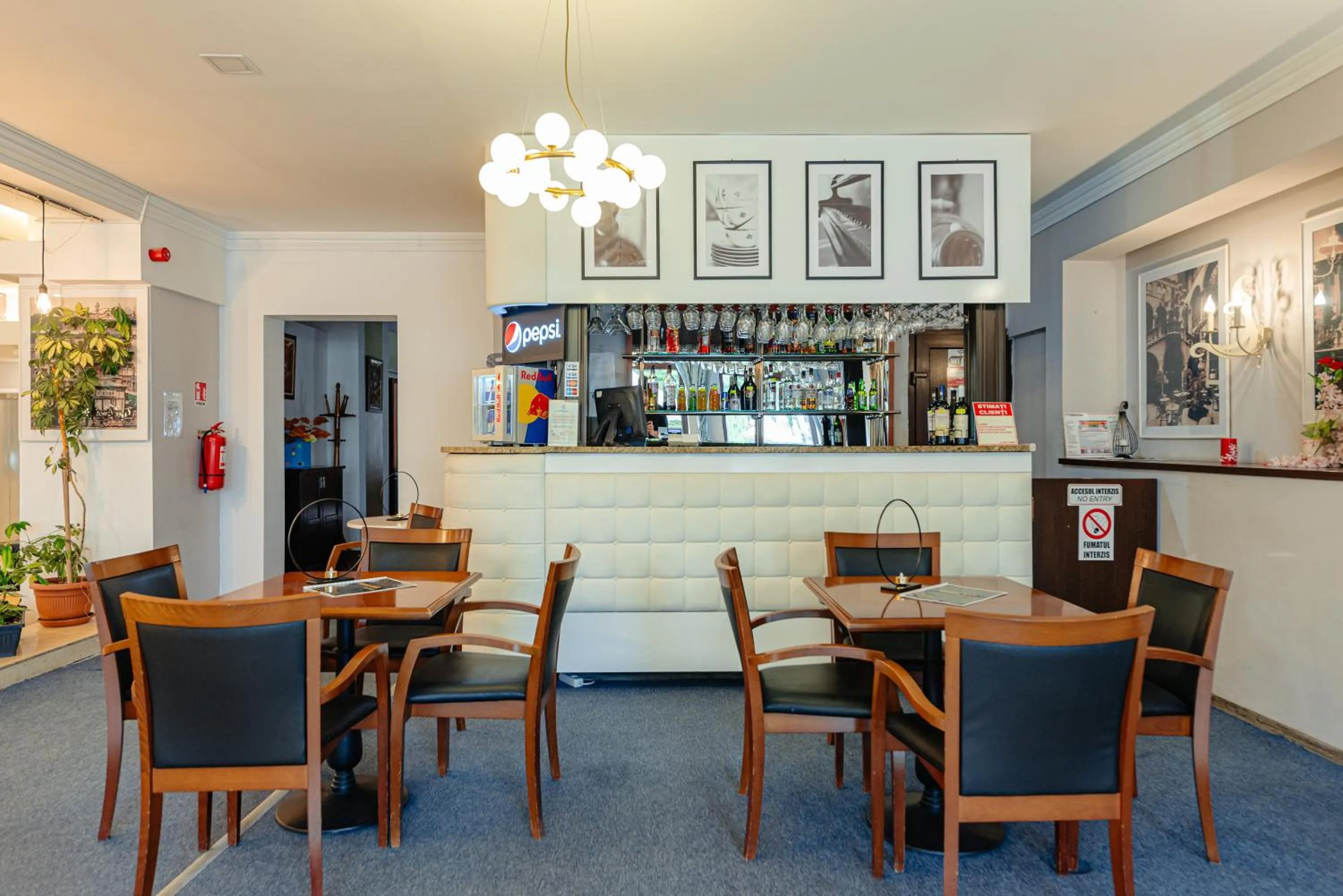 Lounge or bar in Hotel Rusca