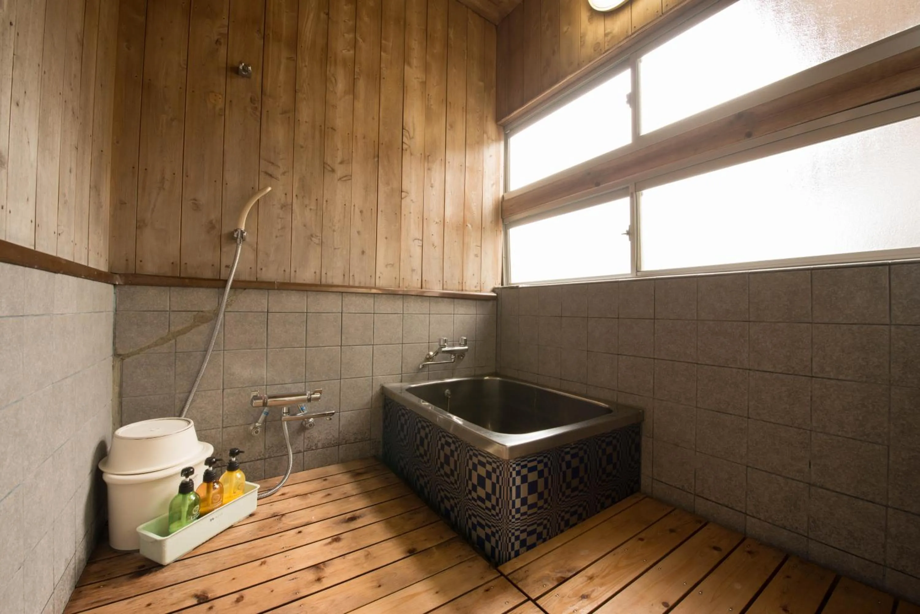 Photo of the whole room in Kappo Ryokan Shiroyama
