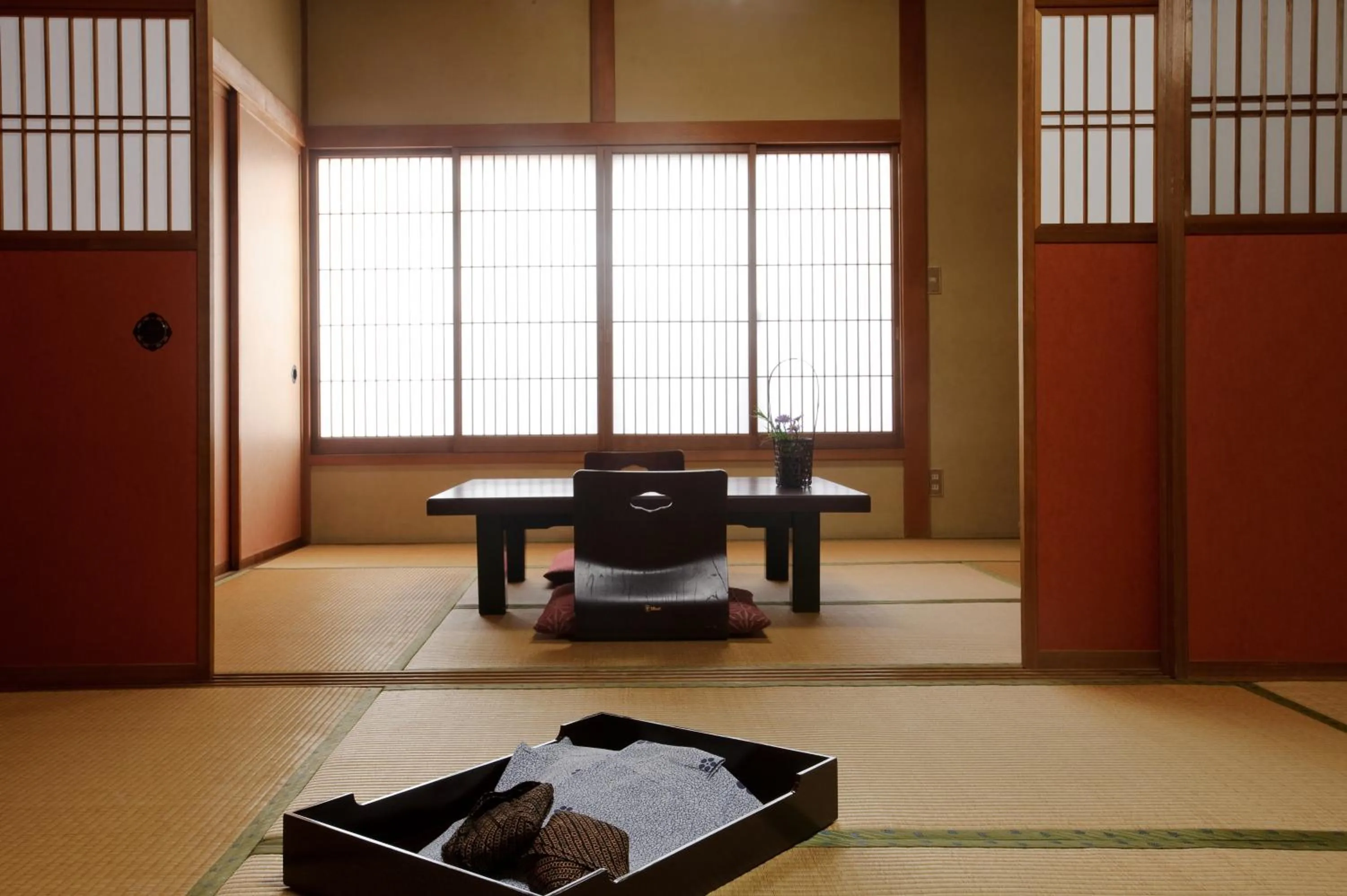 Photo of the whole room in Kappo Ryokan Shiroyama