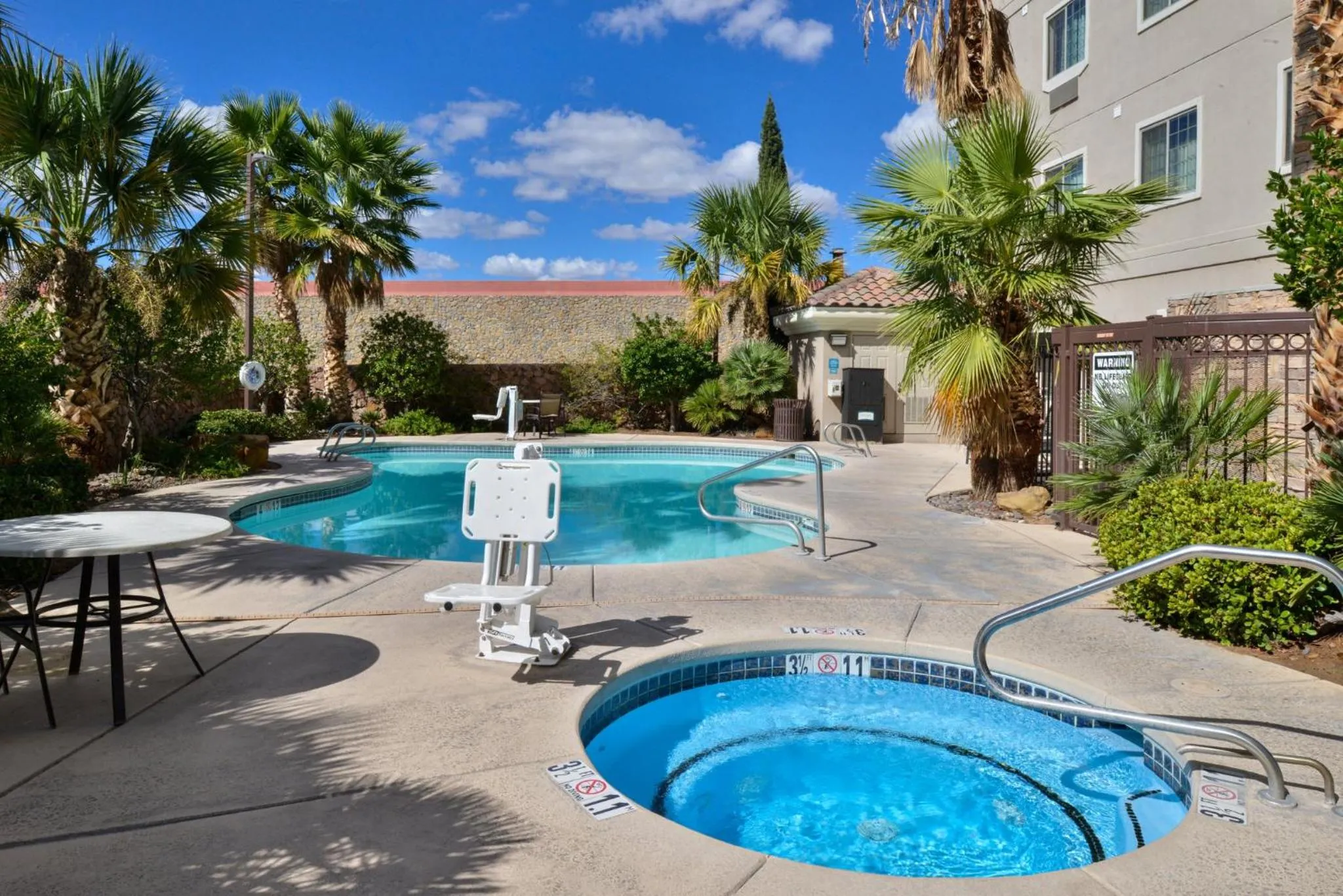 Swimming pool in Staybridge Suites Las Cruces by IHG