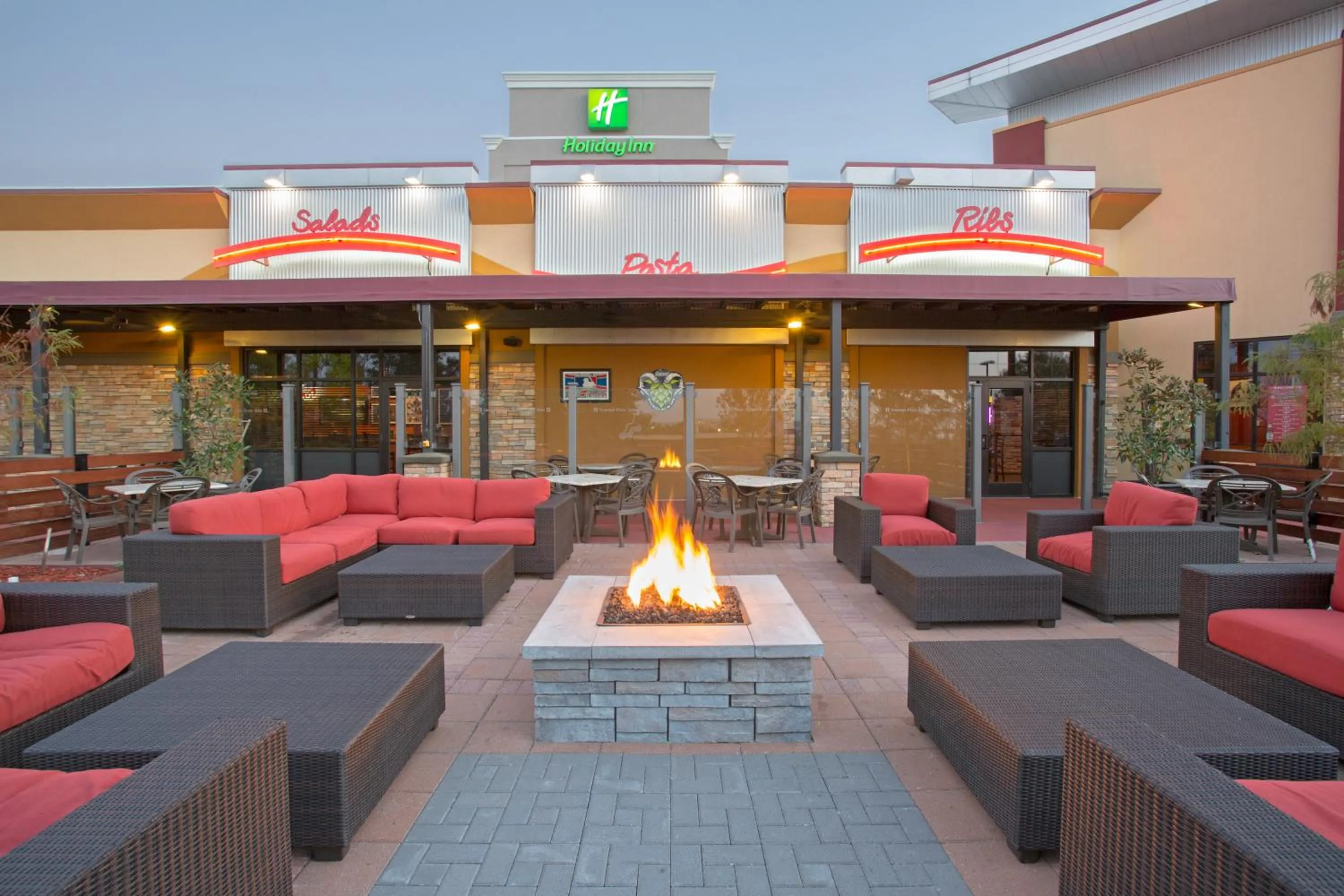 Property building in Holiday Inn Little Rock-Airport-Conference Center by IHG