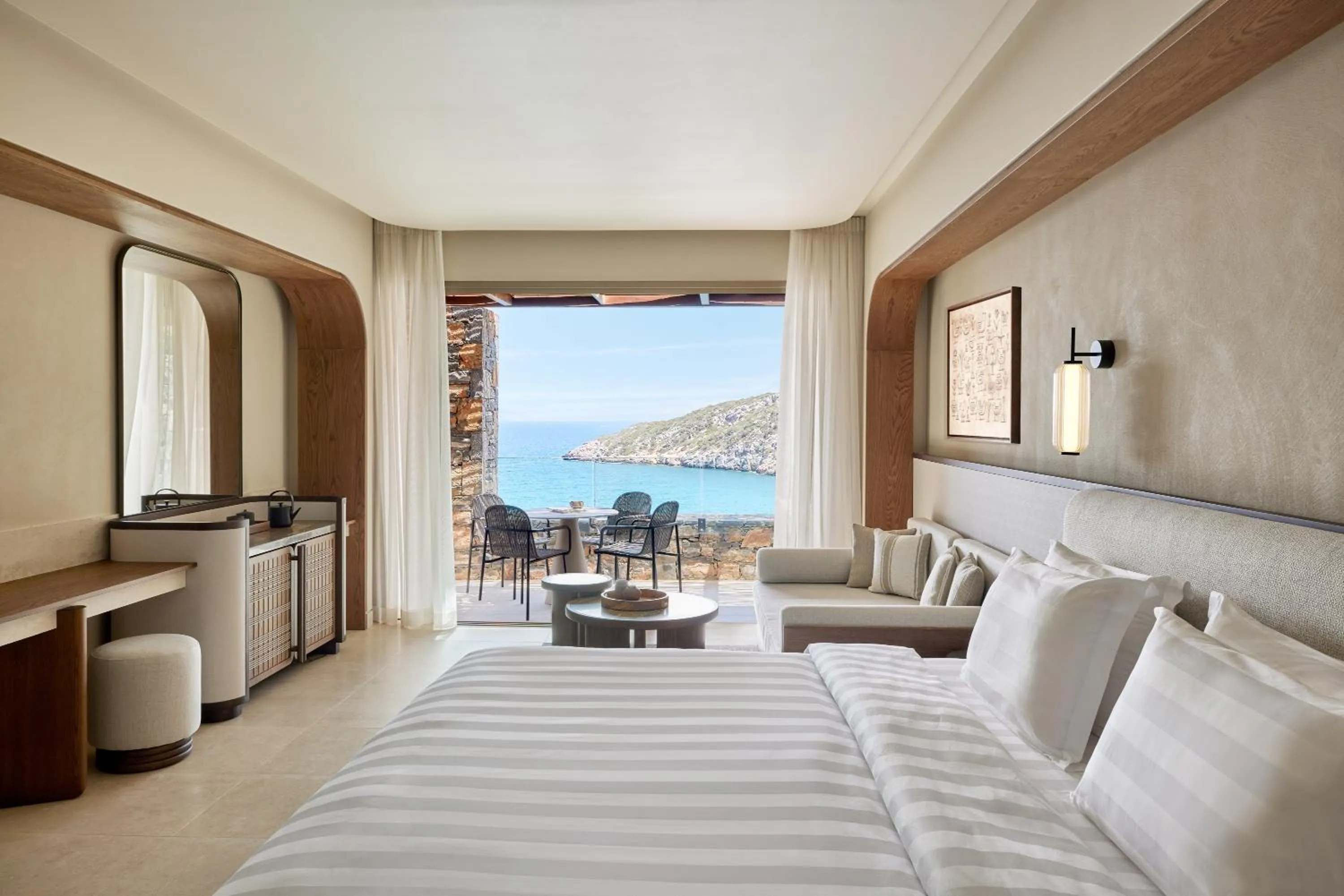 Bed in Daios Cove