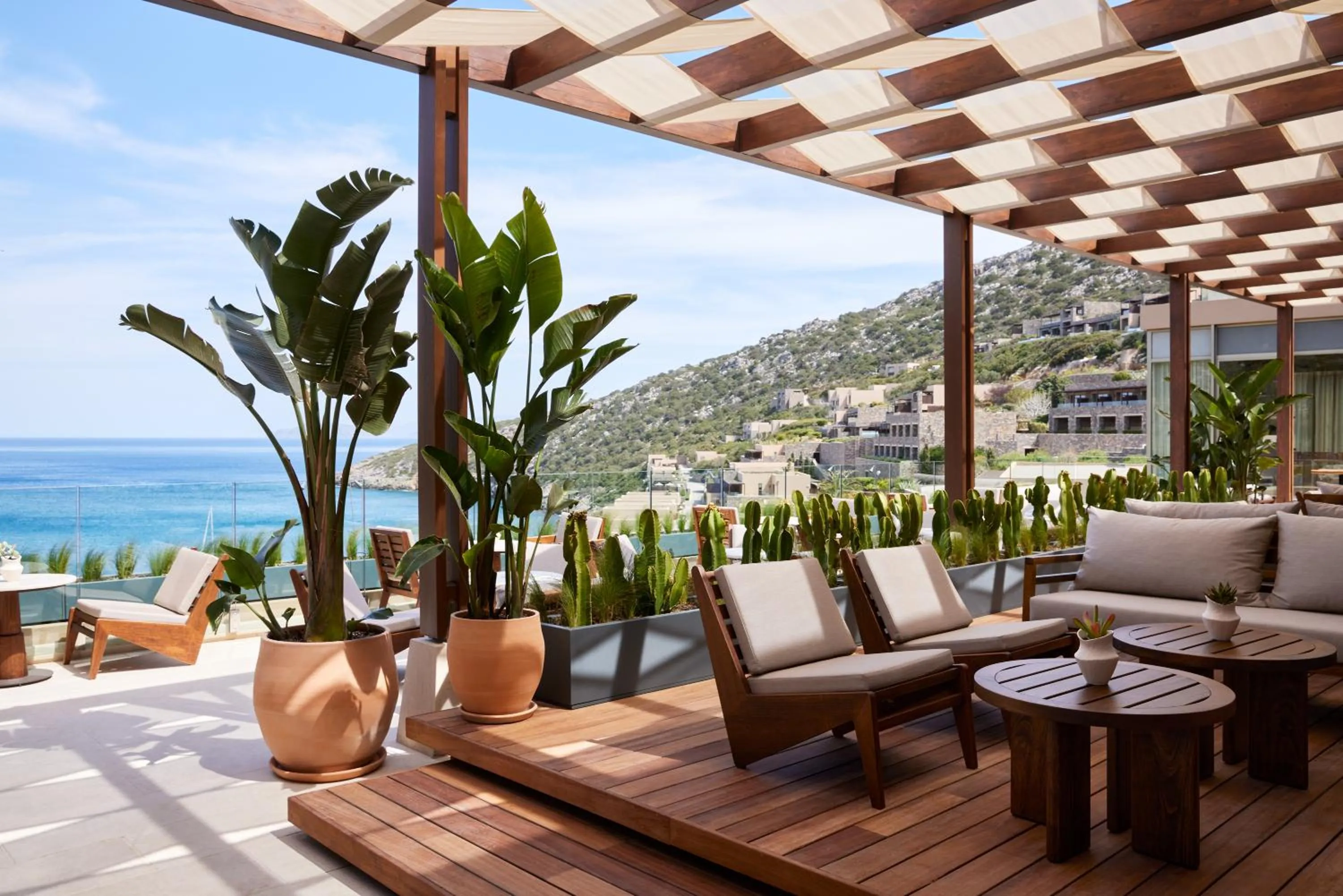 Lounge or bar in Daios Cove