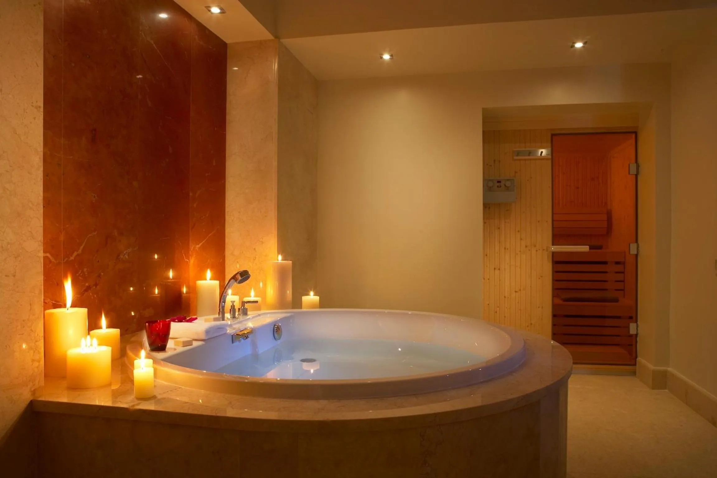 Hot Tub in Daios Cove