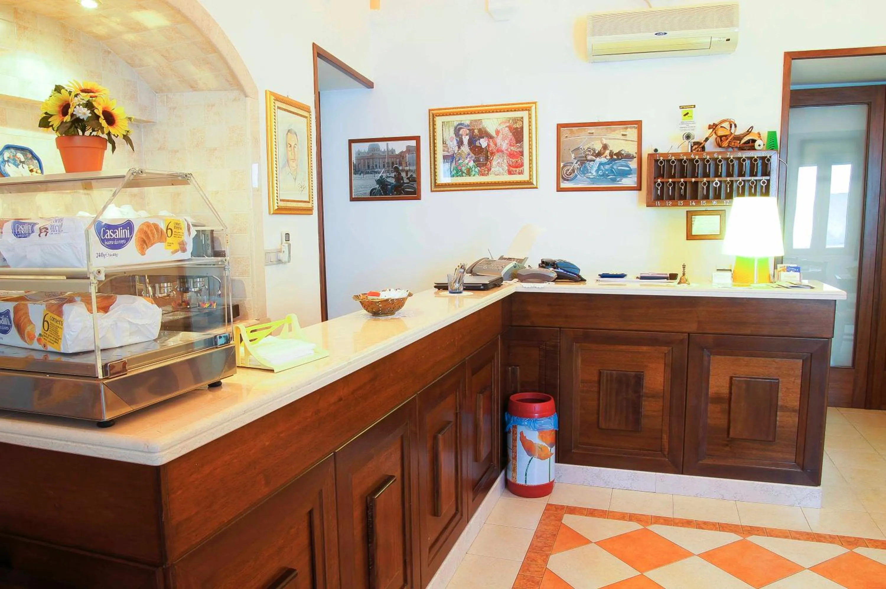 Lobby or reception in Albergo Vittoria