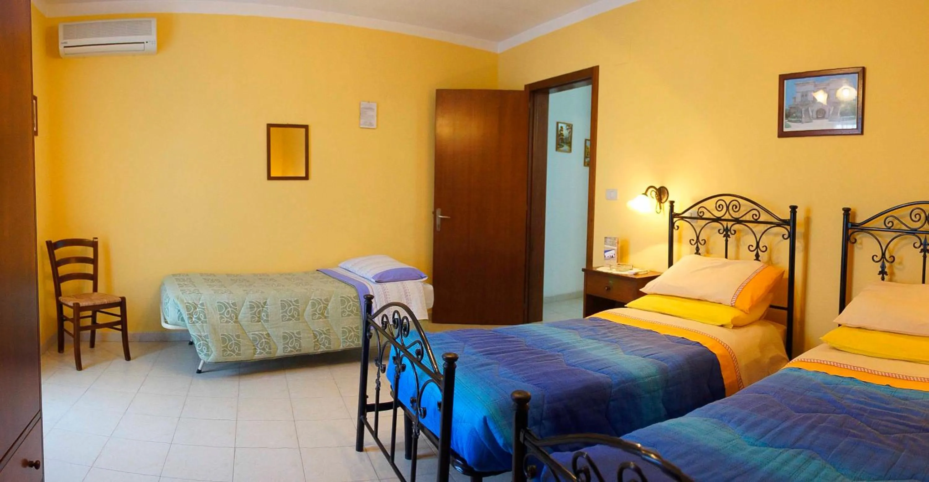 Bedroom, Bed in Albergo Vittoria