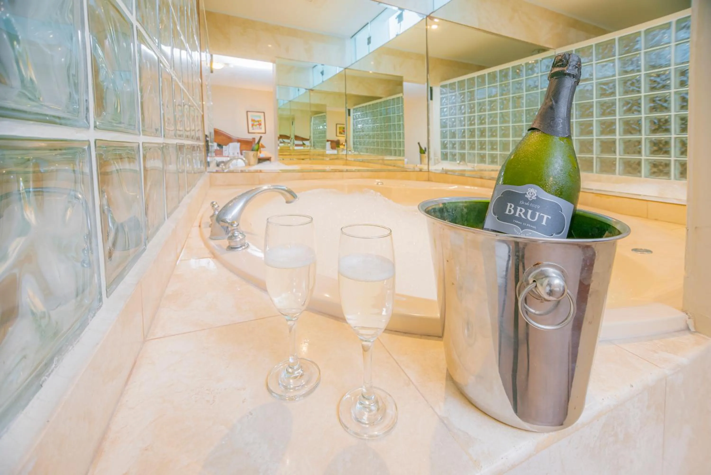 Hot Tub in Miraflores Colon Hotel