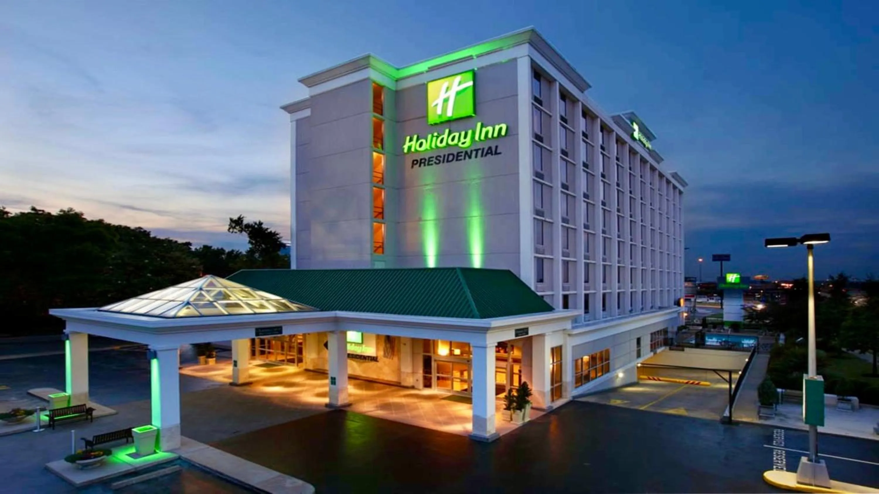 Property building in Holiday Inn Little Rock-Presidential-Downtown by IHG