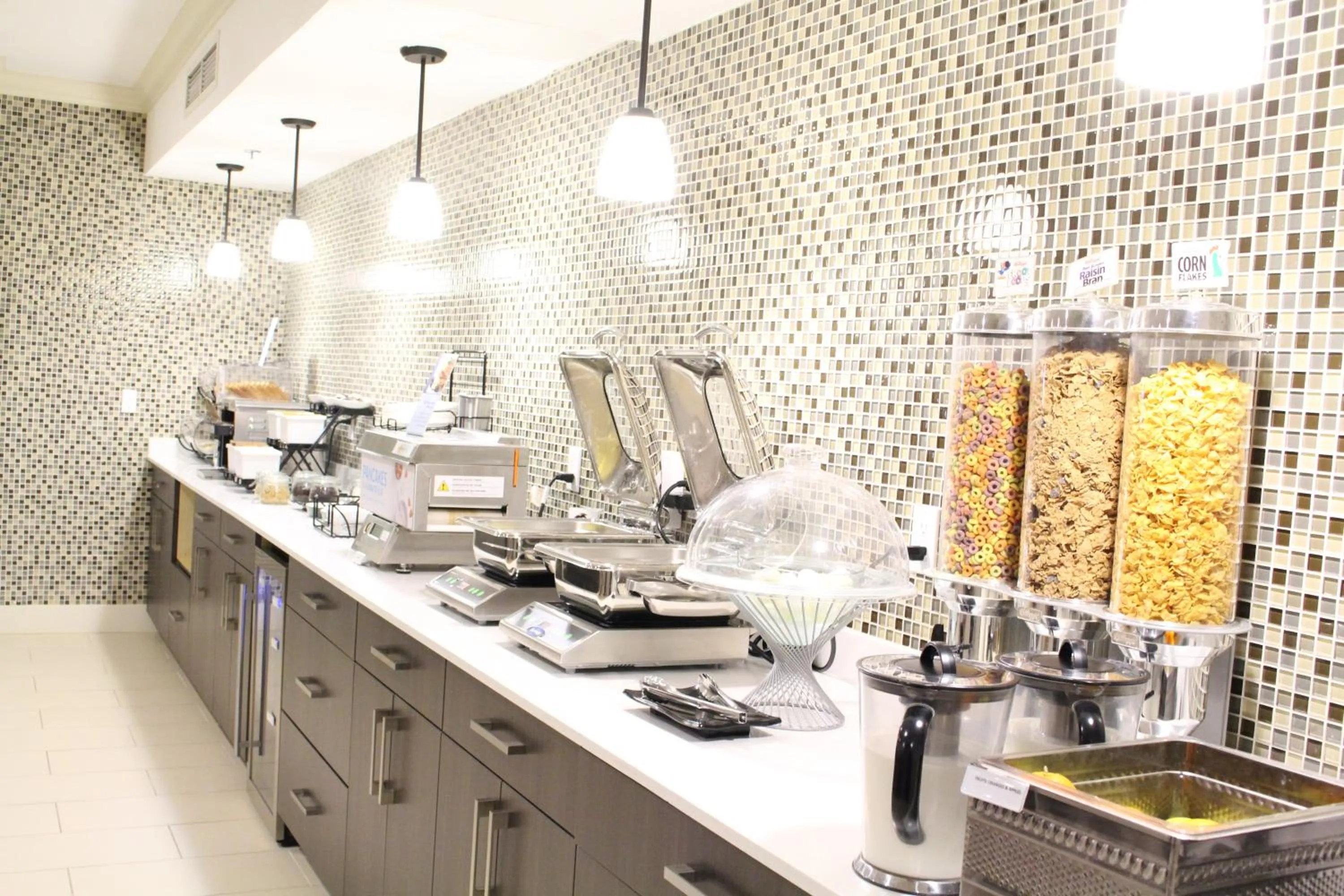 Food and drinks in Best Western Peace Arch Inn