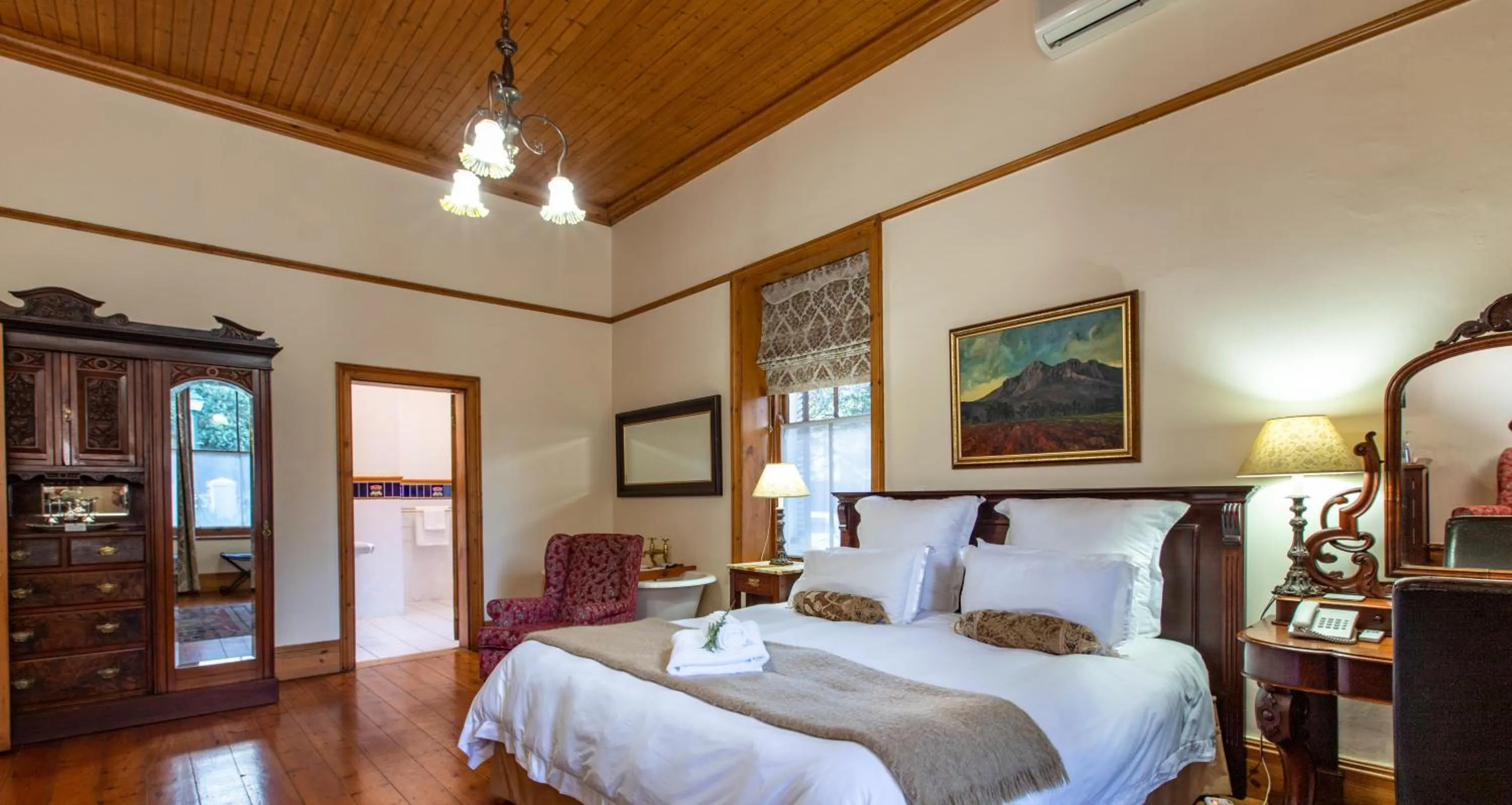 Bed in Evergreen Manor and Spa