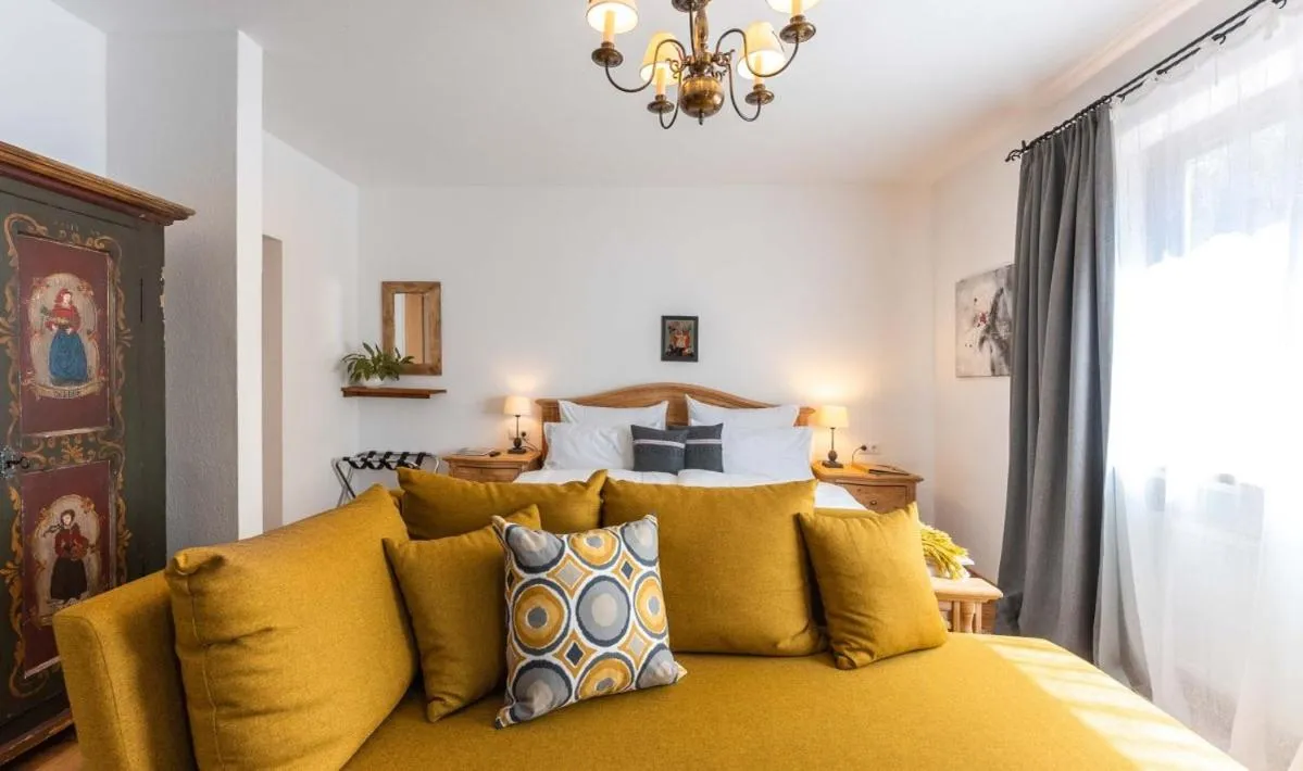 Bed in Das Halali - dein kleines Hotel an der Zugspitze