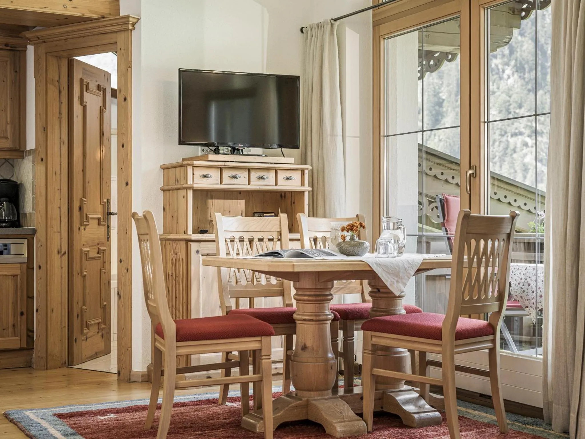 Dining area in Apparthotel "Landhaus Veronika"