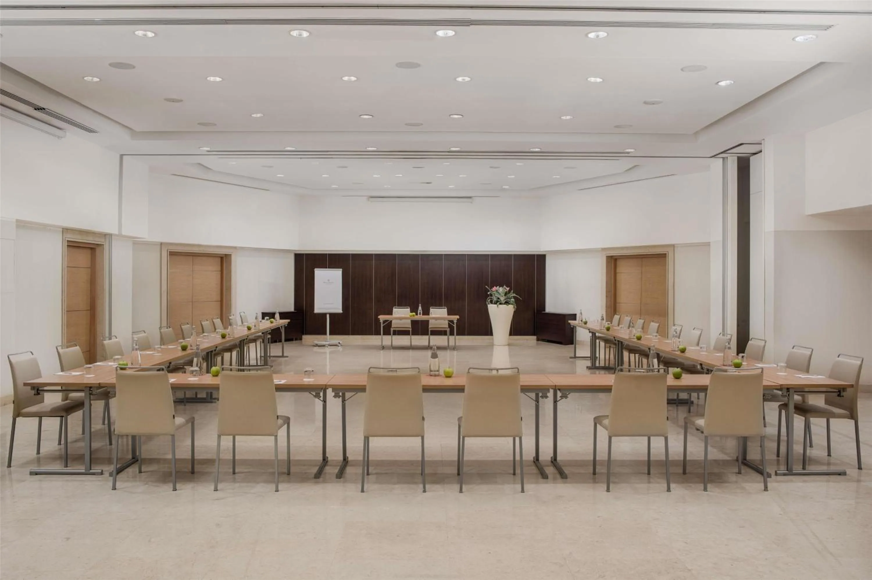 Meeting/conference room in NH Collection Roma Giustiniano