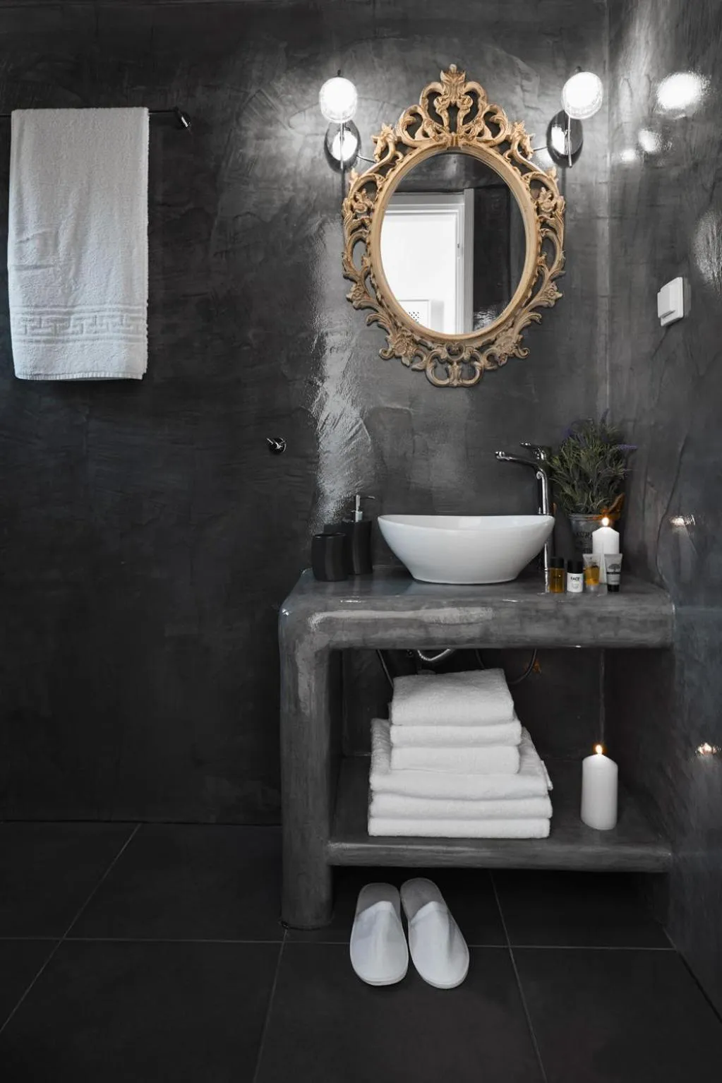 Time of day in Golden East