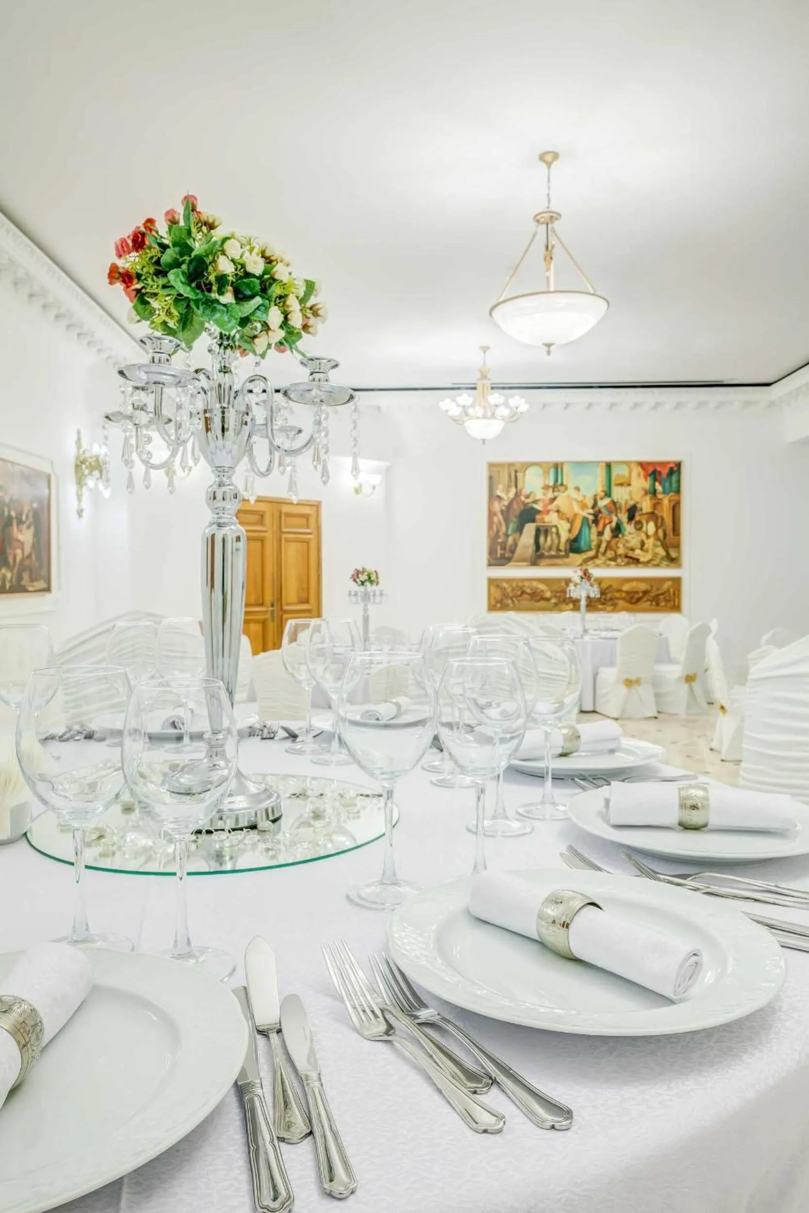 Banquet/Function facilities in Capitol Hotel