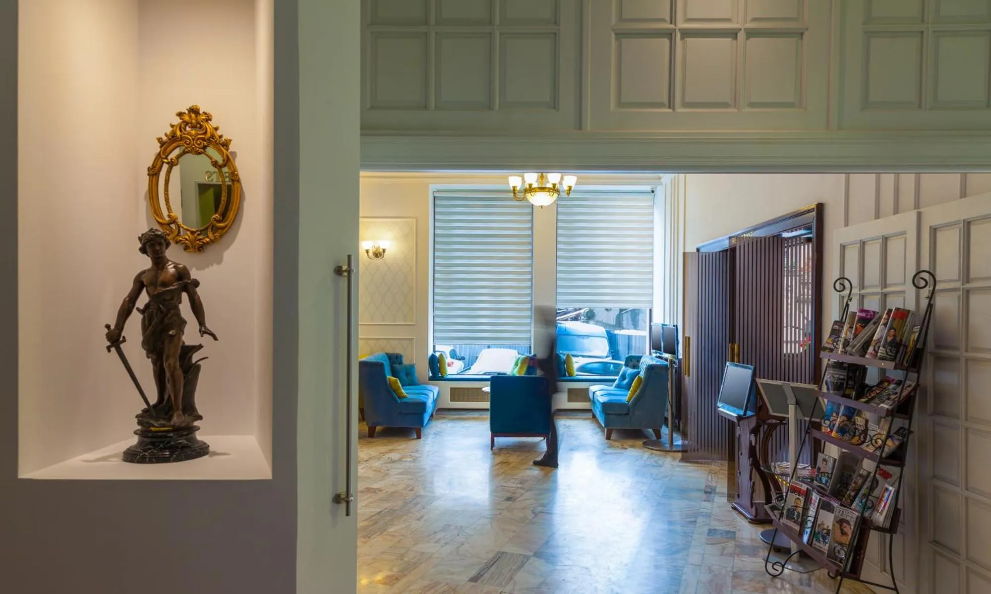 Lobby or reception in Capitol Hotel