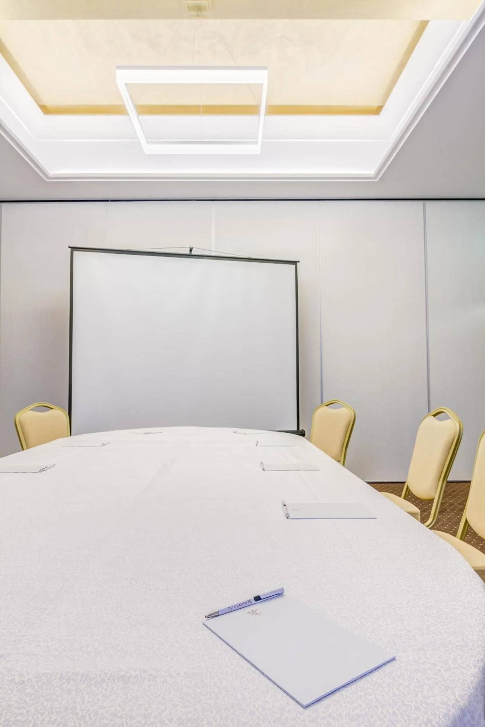 Meeting/conference room in Capitol Hotel