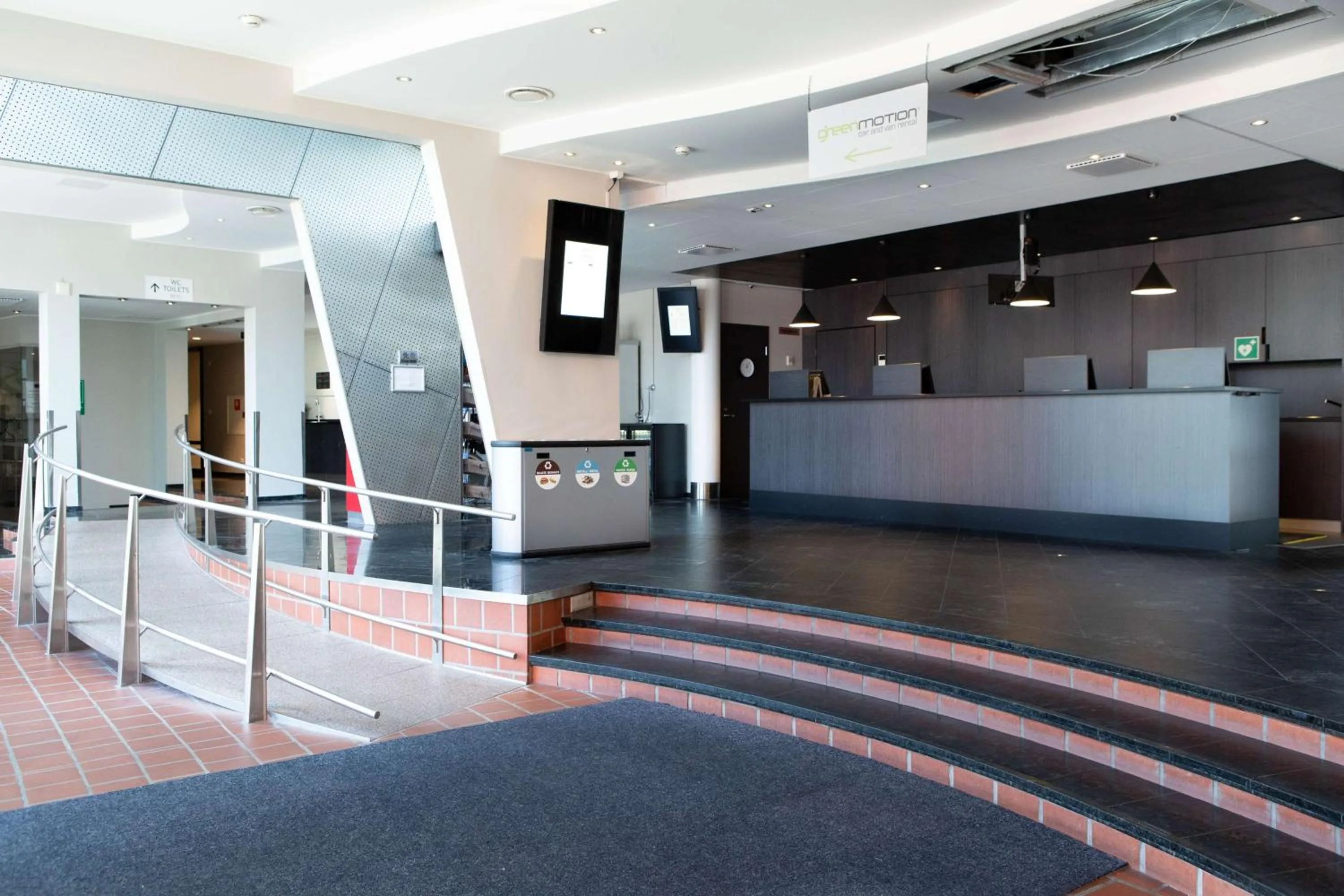 Lobby or reception in Scandic Helsinki Aviapolis