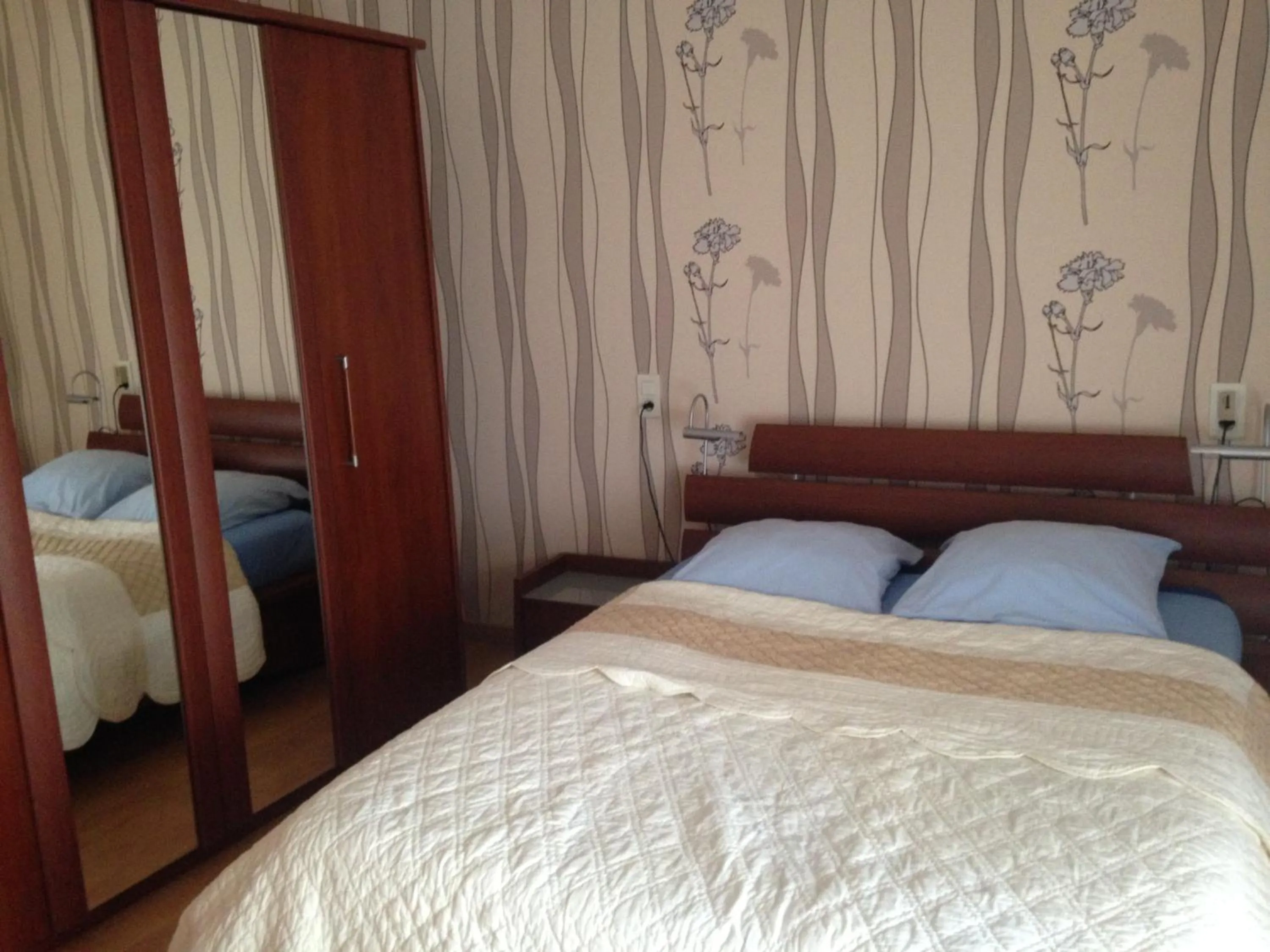 Bed in Marie France 's home