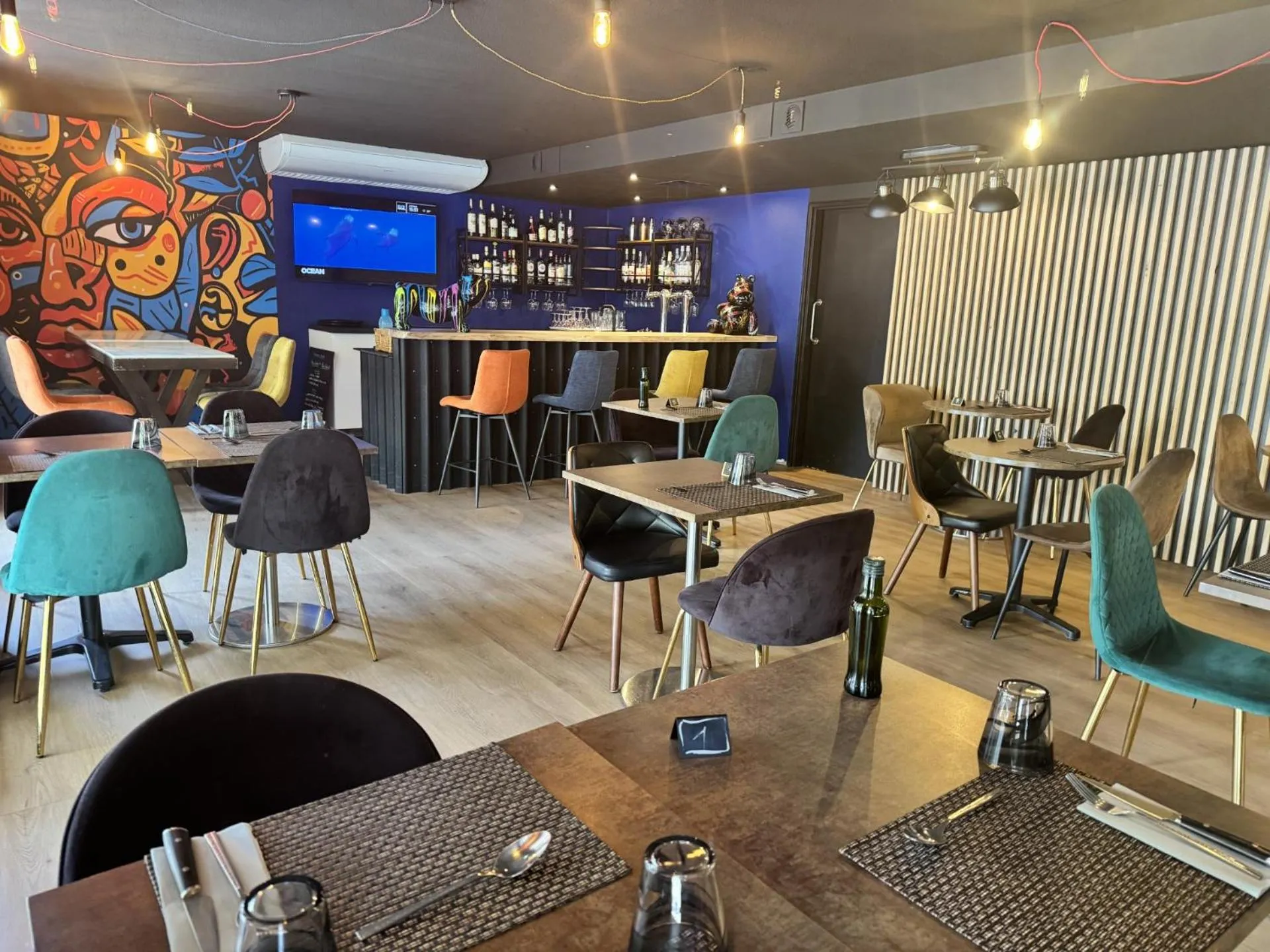 Restaurant/places to eat in Hotel Restaurant Kyriad Brive Centre