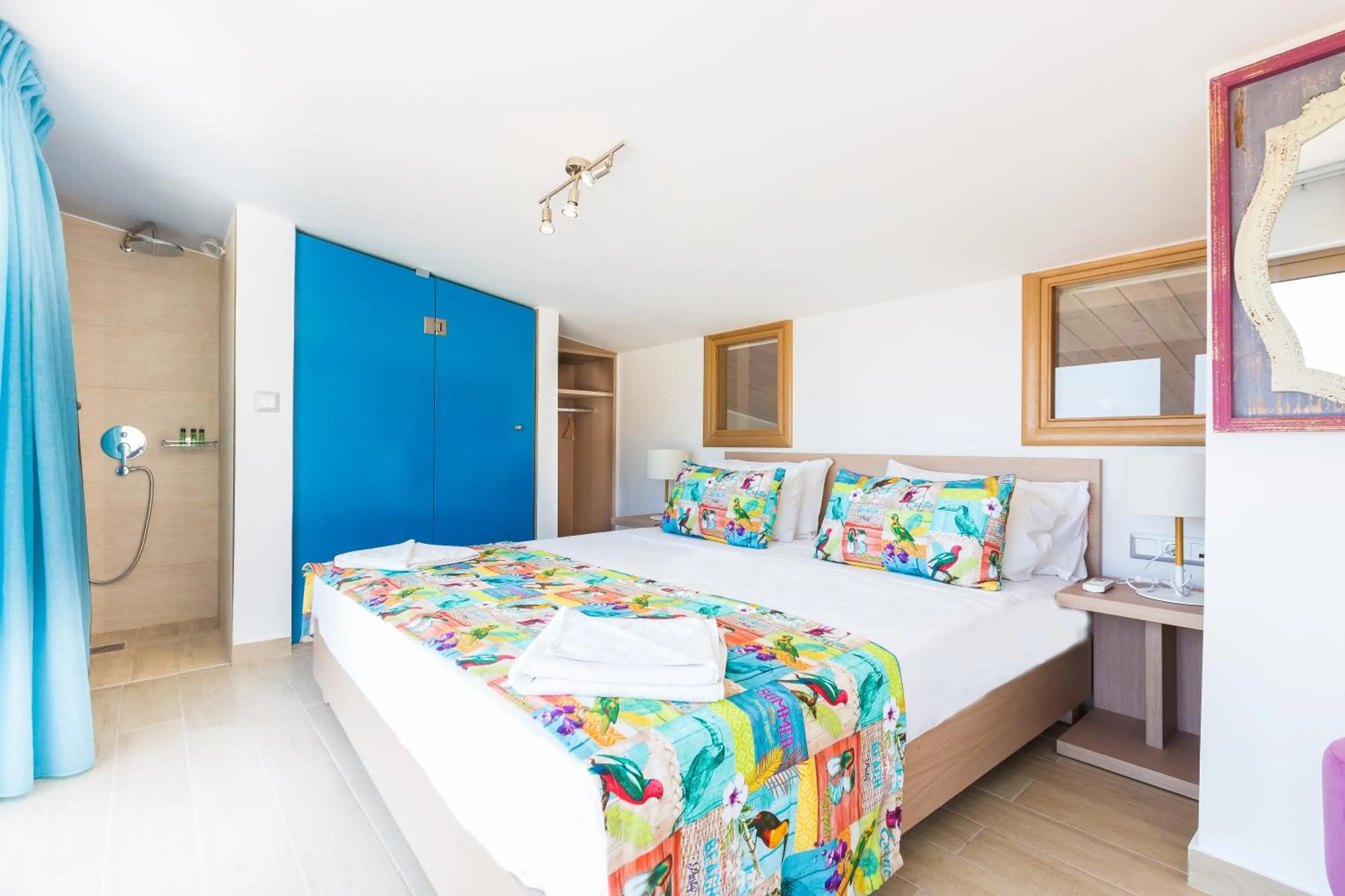 Bed in Filion Suites Resort & Spa