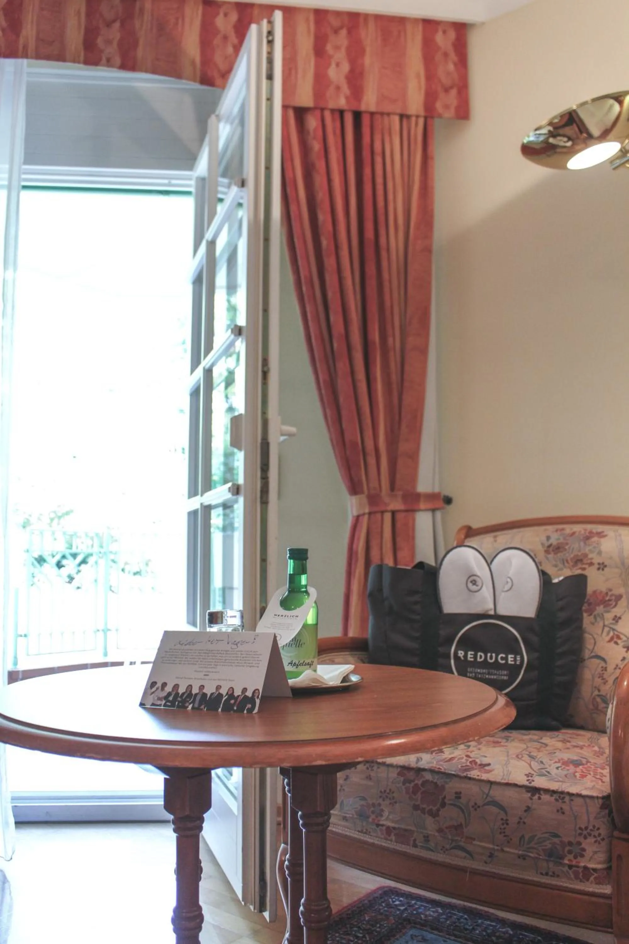 Seating area in Reduce Hotel Thermal Adults only