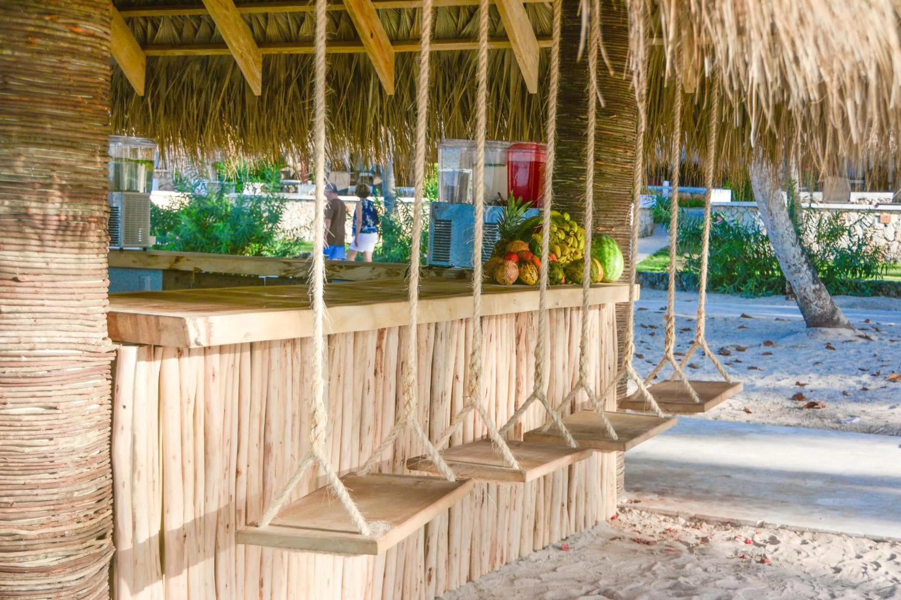 Lounge or bar in Viva Dominicus Beach by Wyndham, A Trademark All Inclusive