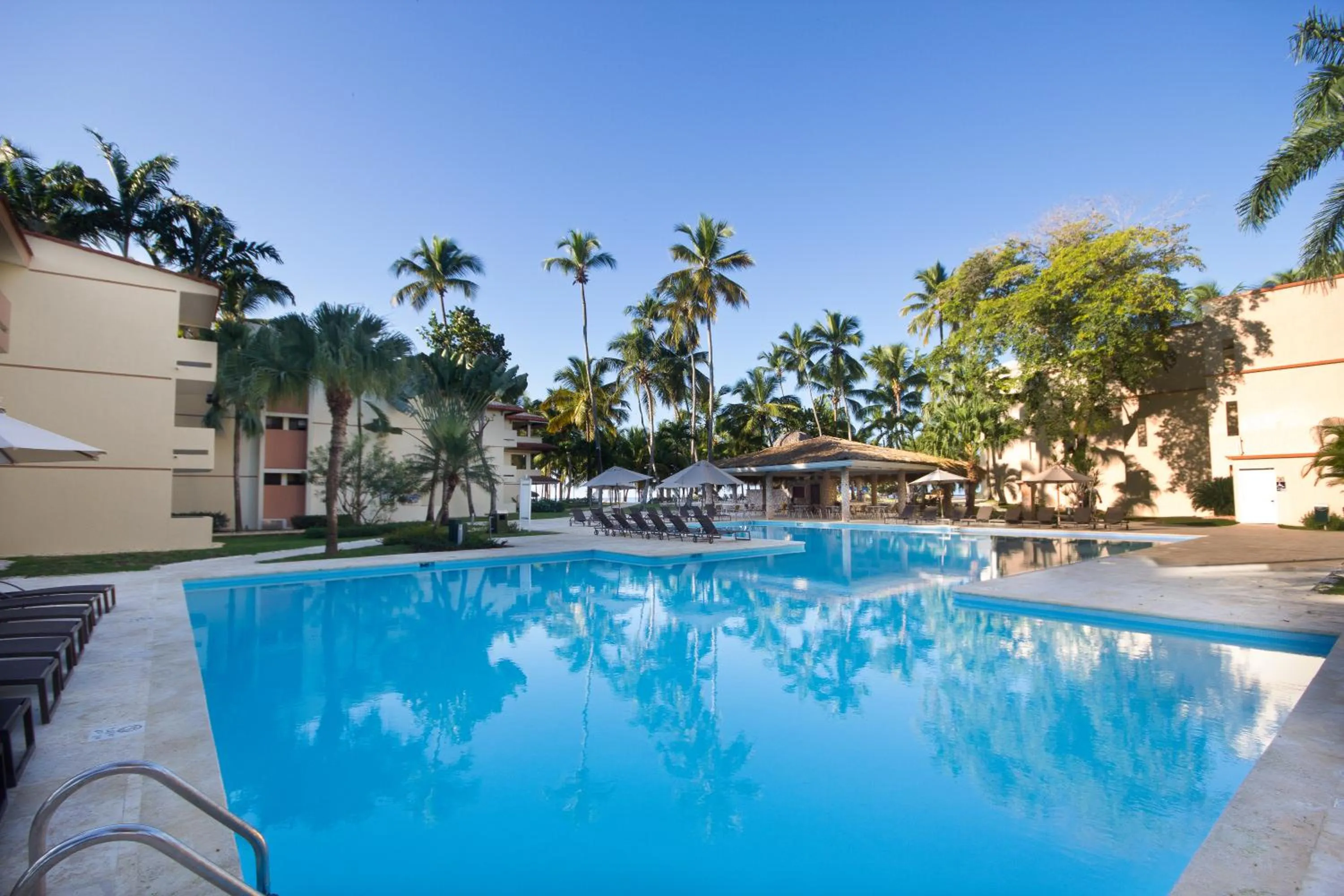 Swimming pool in Viva Dominicus Beach by Wyndham, A Trademark All Inclusive