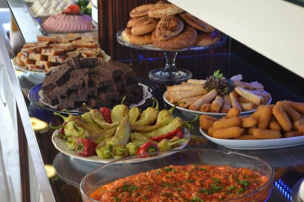 Food and drinks in Gumus Palace Suites