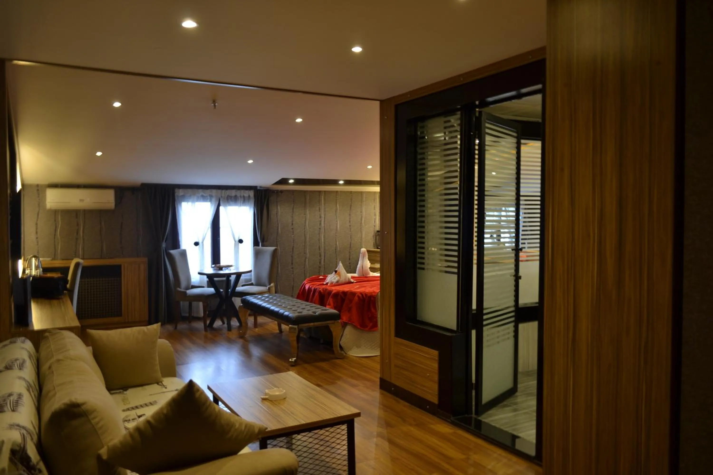 Living room in Gumus Palace Suites