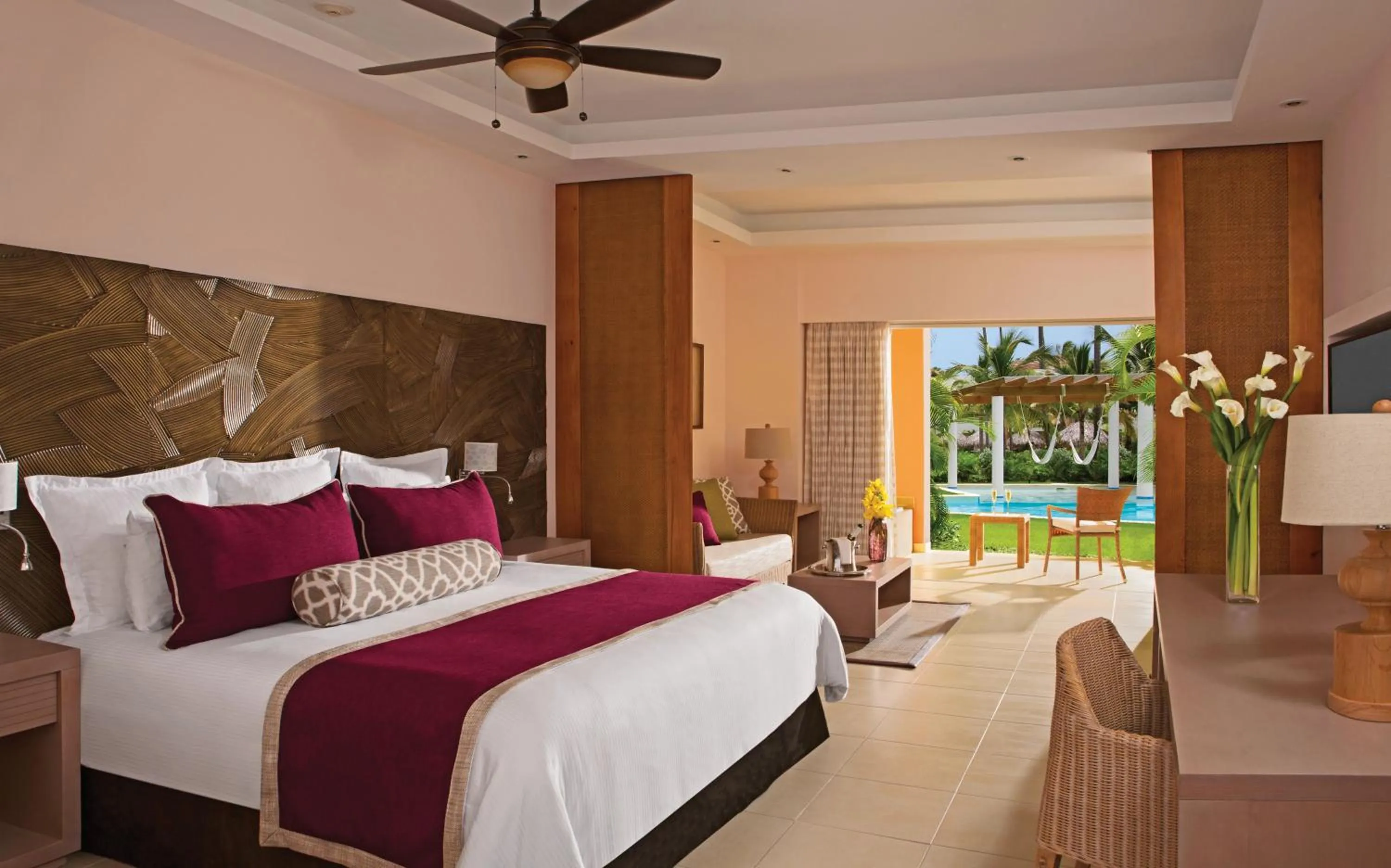 Bed in Dreams Royal Beach Punta Cana - All Inclusive
