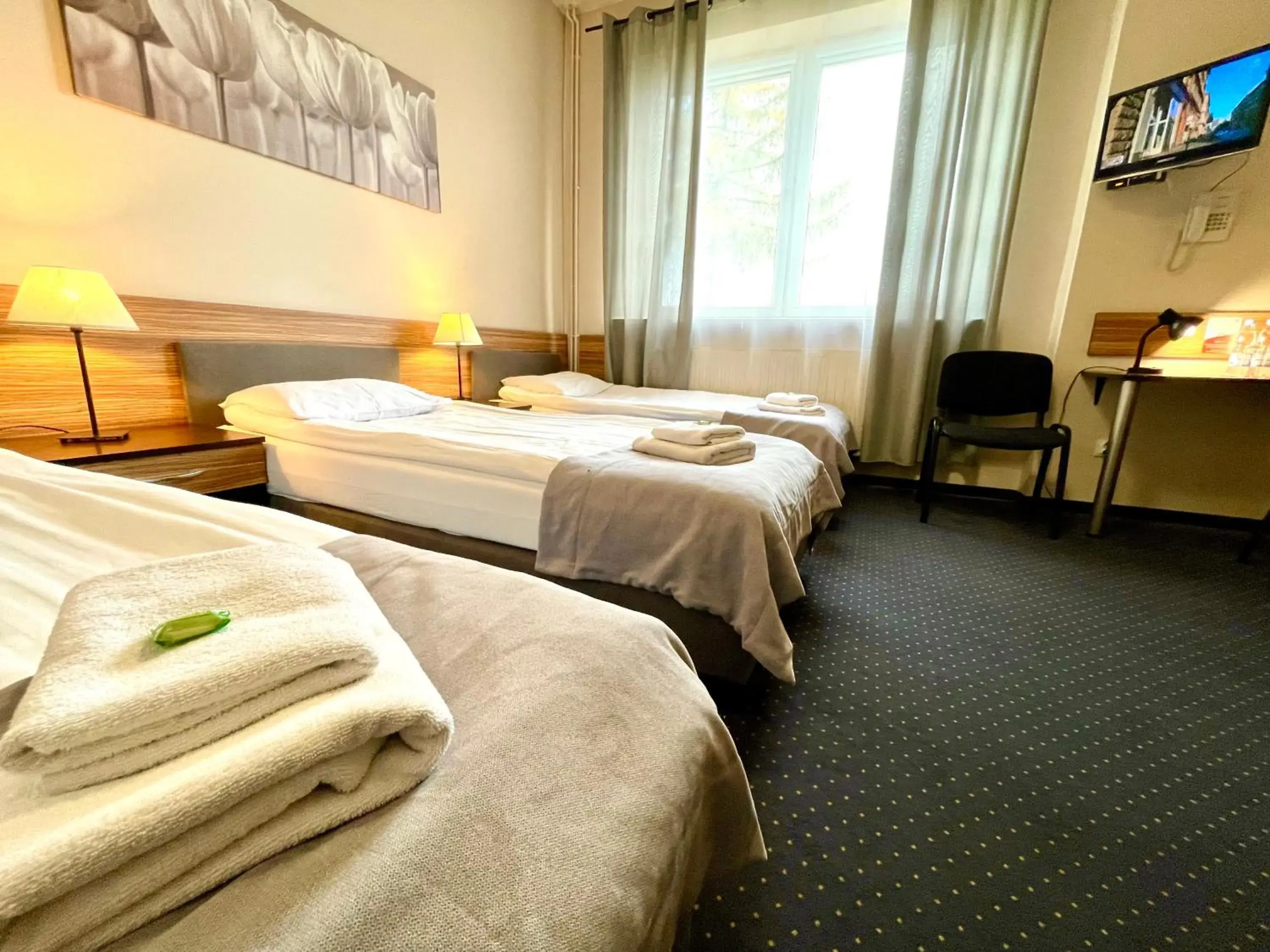 Triple Room in Hotel Seven 7 Triple Room in Hotel Seven 7