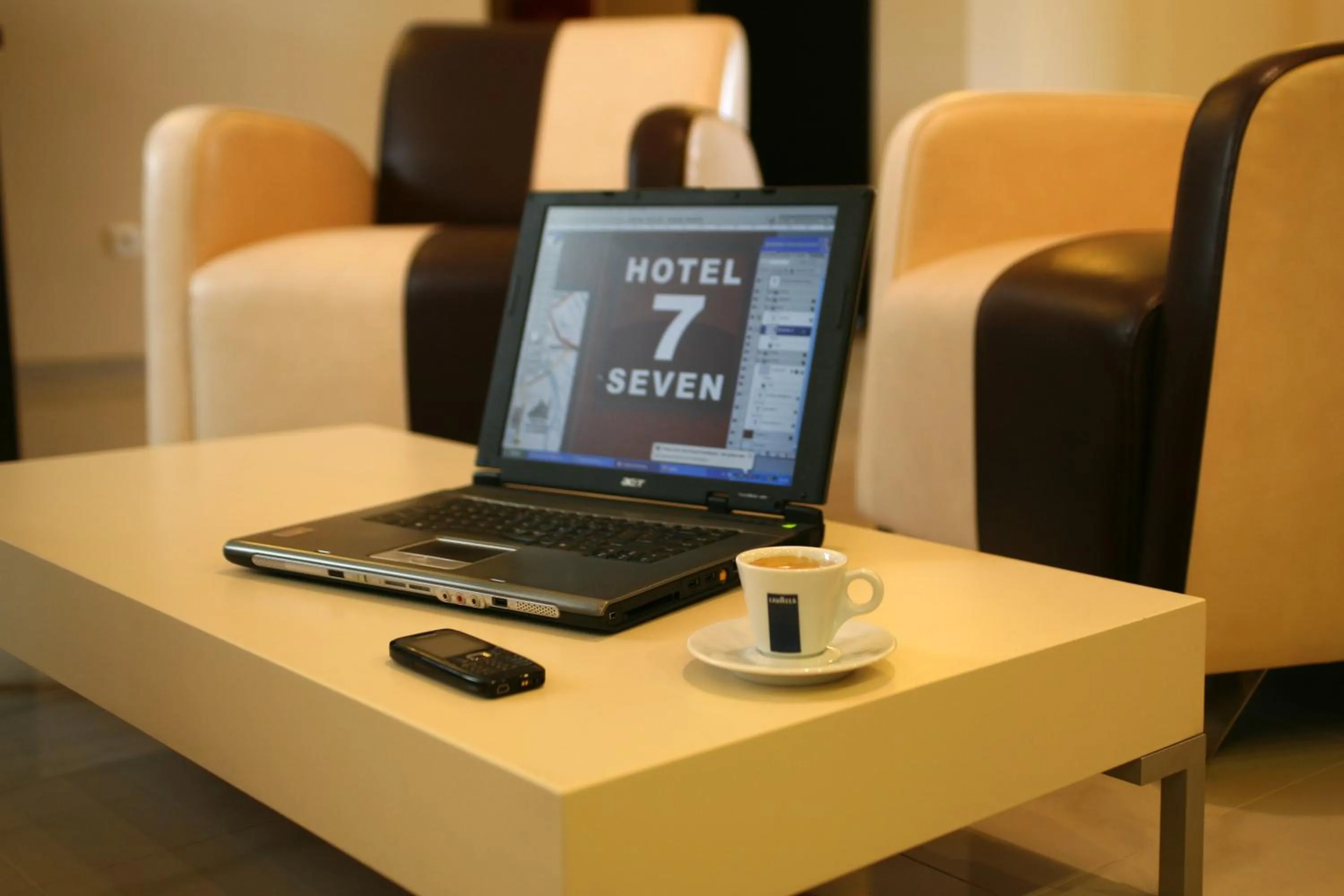 Lounge or bar in Hotel Seven 7