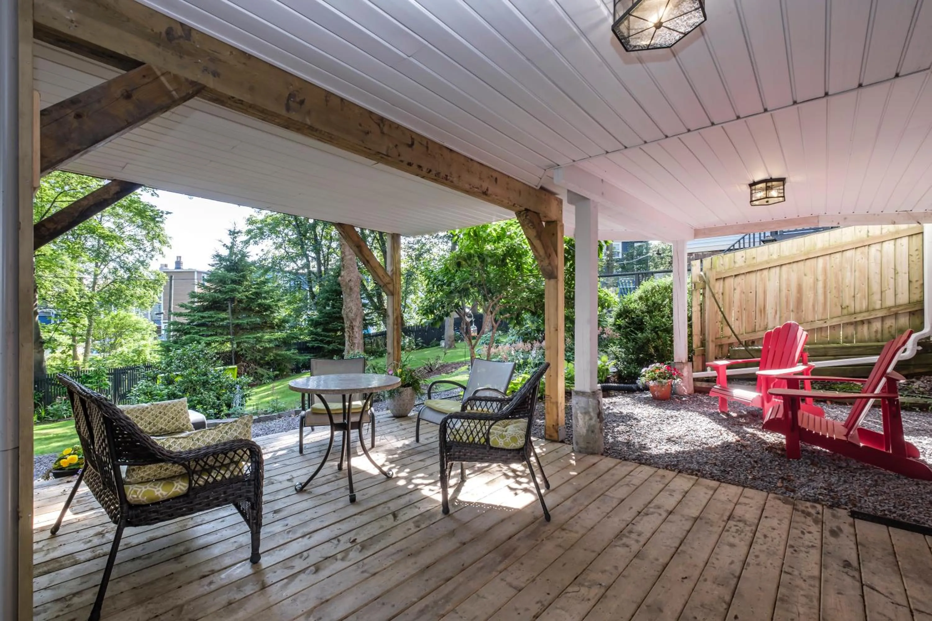 Patio in The Elizabeth Manor Guesthouse