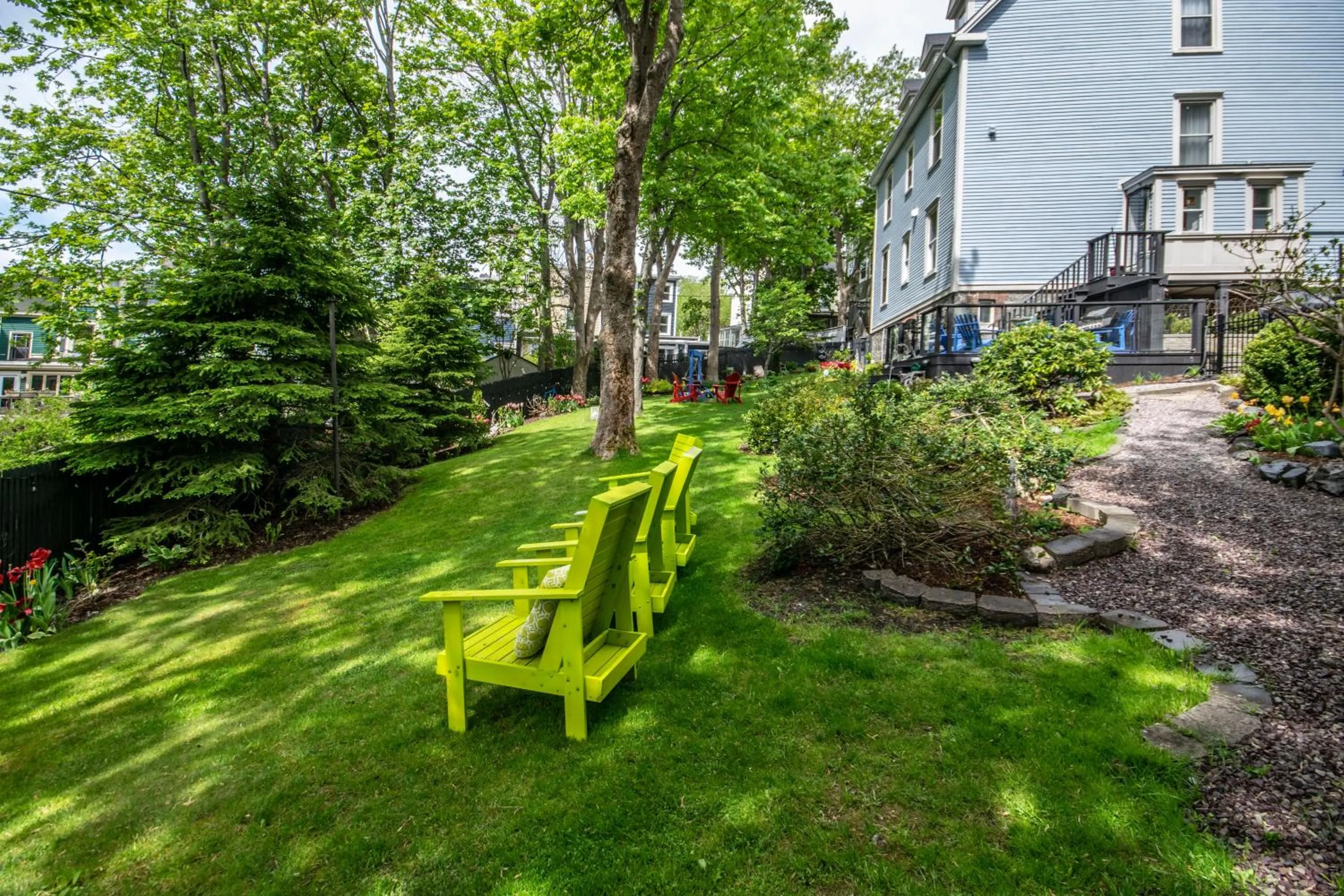 Garden in The Elizabeth Manor Guesthouse