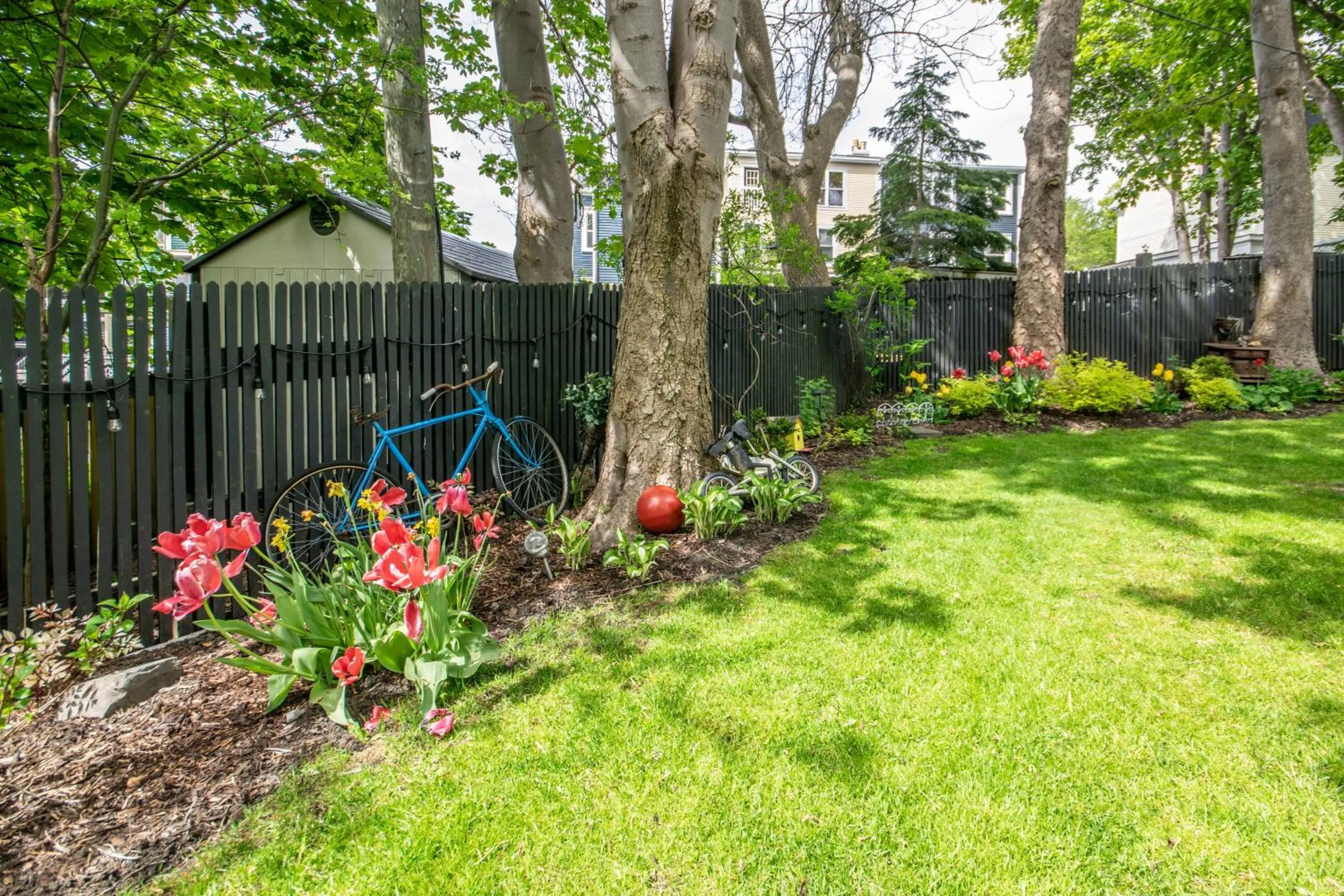 The Elizabeth Manor Guesthouse