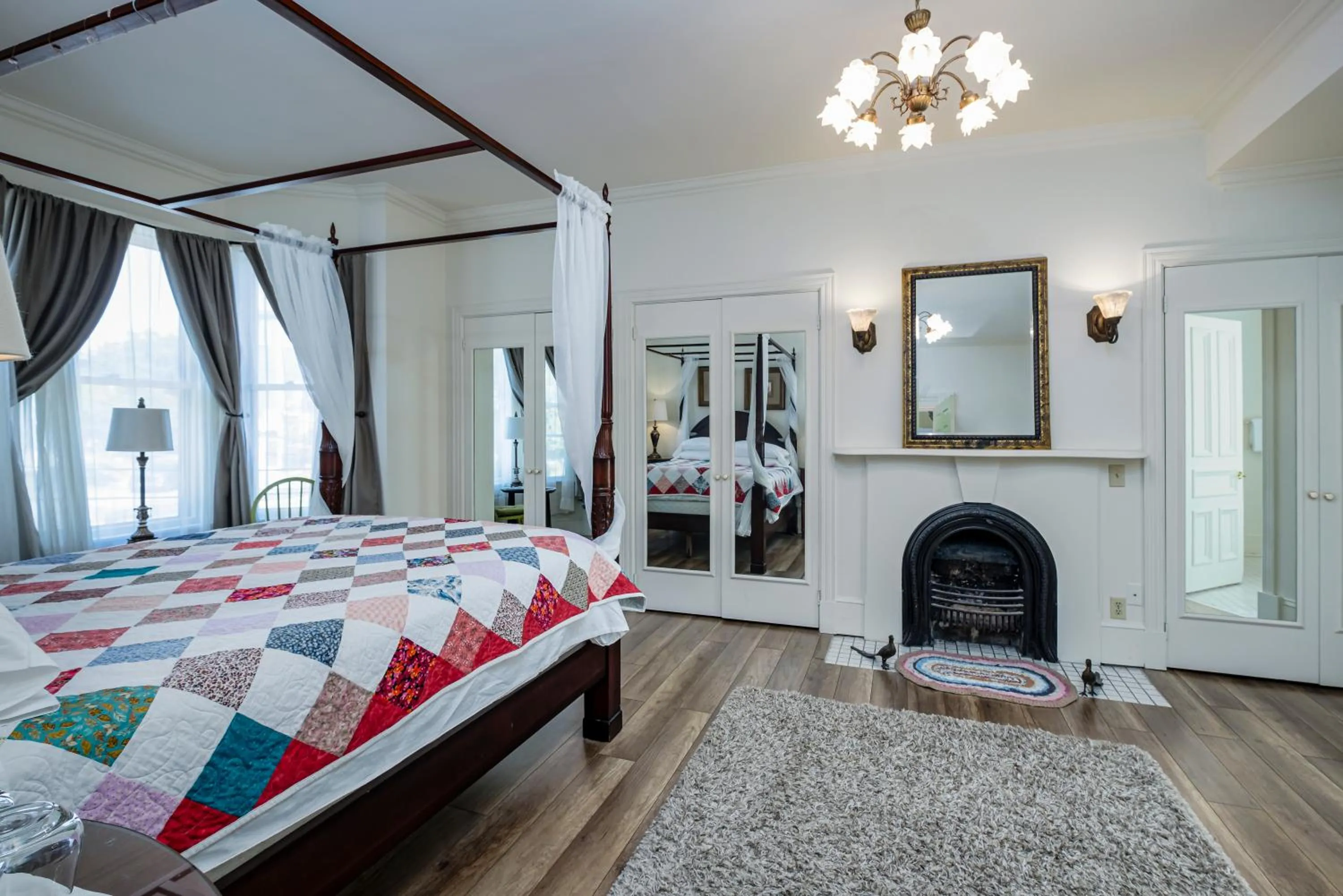 Bed in The Elizabeth Manor Guesthouse