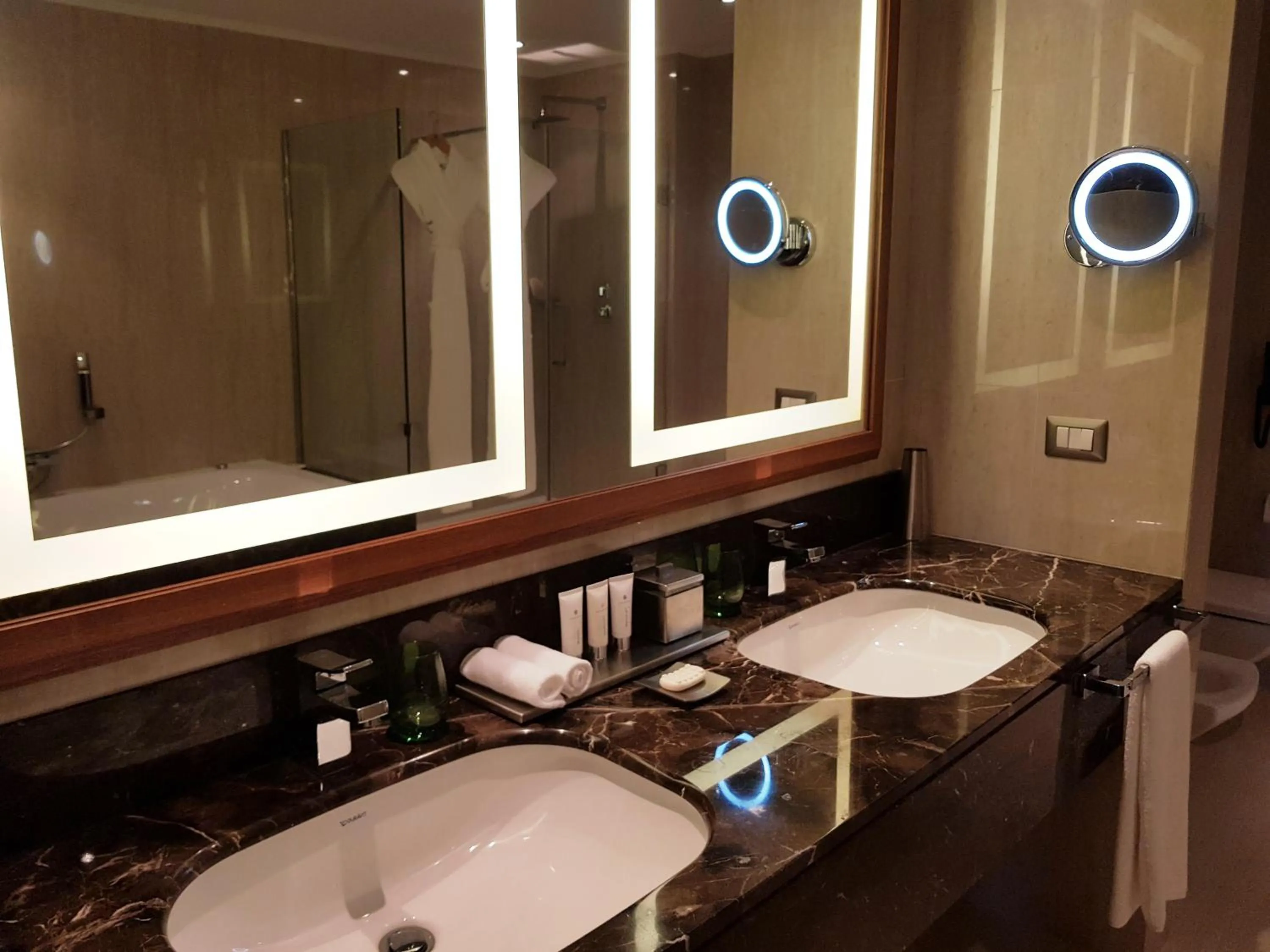 Bathroom in Grand Hotel Djibloho