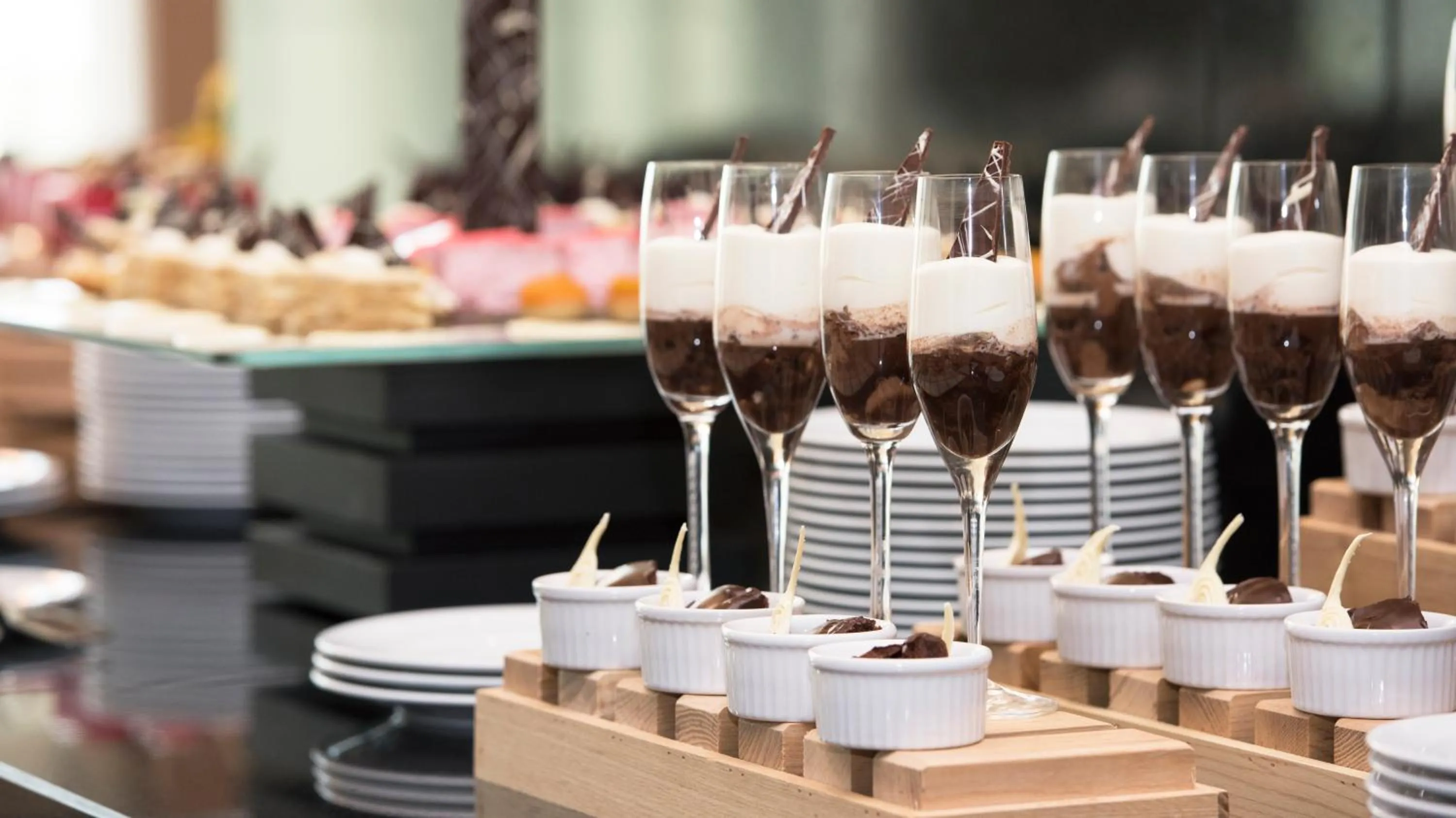 Restaurant/places to eat in Grand Hotel Djibloho